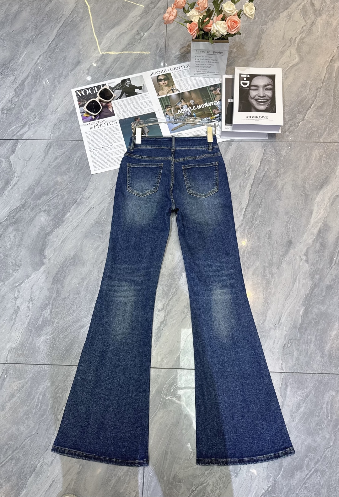 “High-Quality Women’s Dress: Blue Jeans, Classic Cowboys, High-Strength Fashion Design with Double-Gold Buttons” - 图片 8