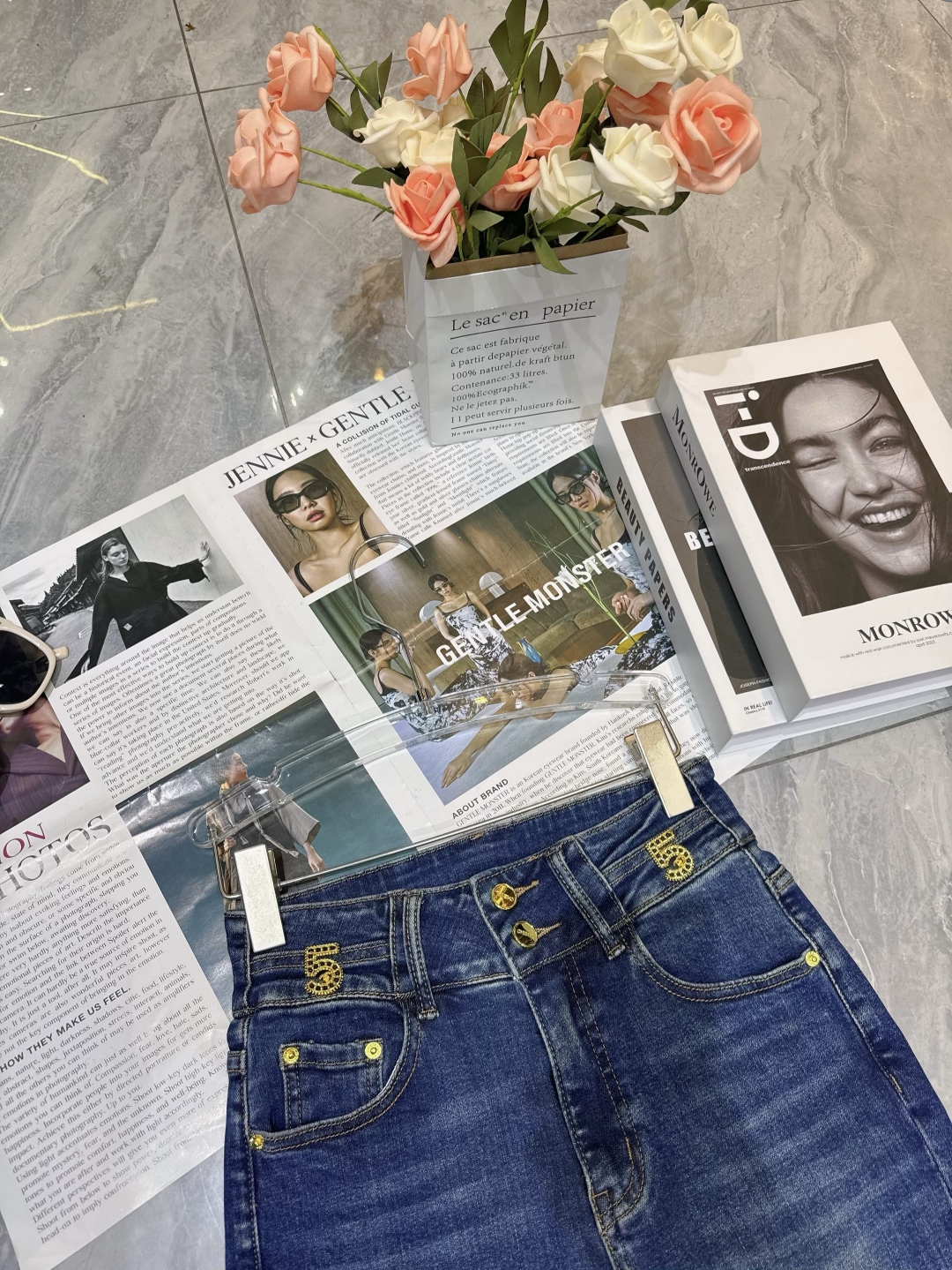 “High-Quality Women’s Dress: Blue Jeans, Classic Cowboys, High-Strength Fashion Design with Double-Gold Buttons” - 图片 7
