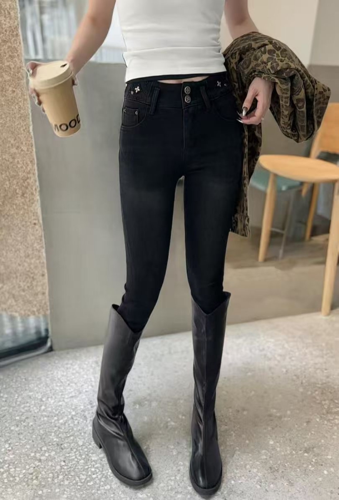 cmp i1756814916217 1318 0 3