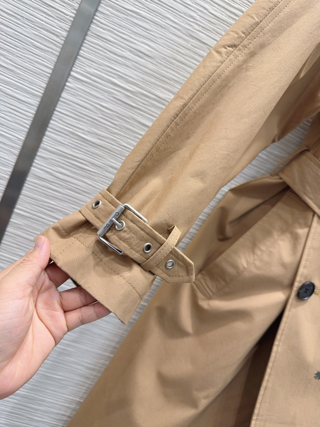 cmp i1758330884943 1776 0 5