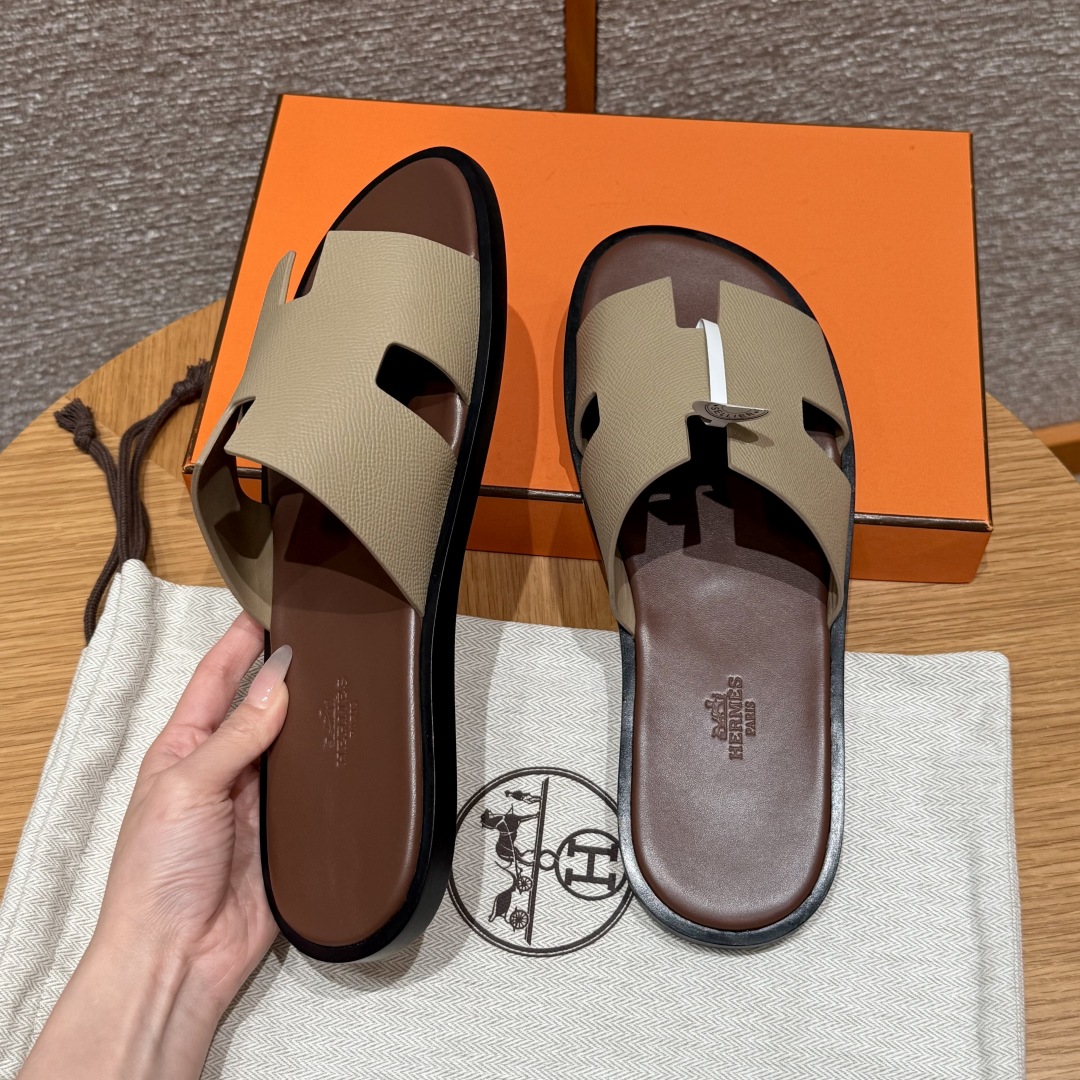 Hermès Men's Trench Gray Epsom Calfskin Leather Handmade Slippers 10 cmp i1742468087408 9885 0 8