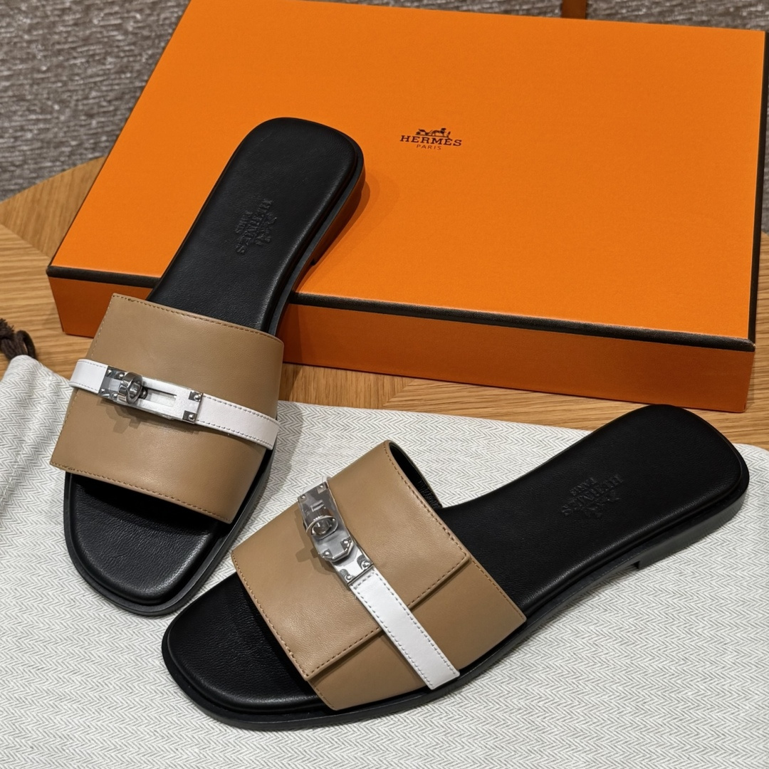 HERMES Giulia 플랫 슬리퍼 원스트랩 슬리퍼 여성용 봄가을용 패션 클래식