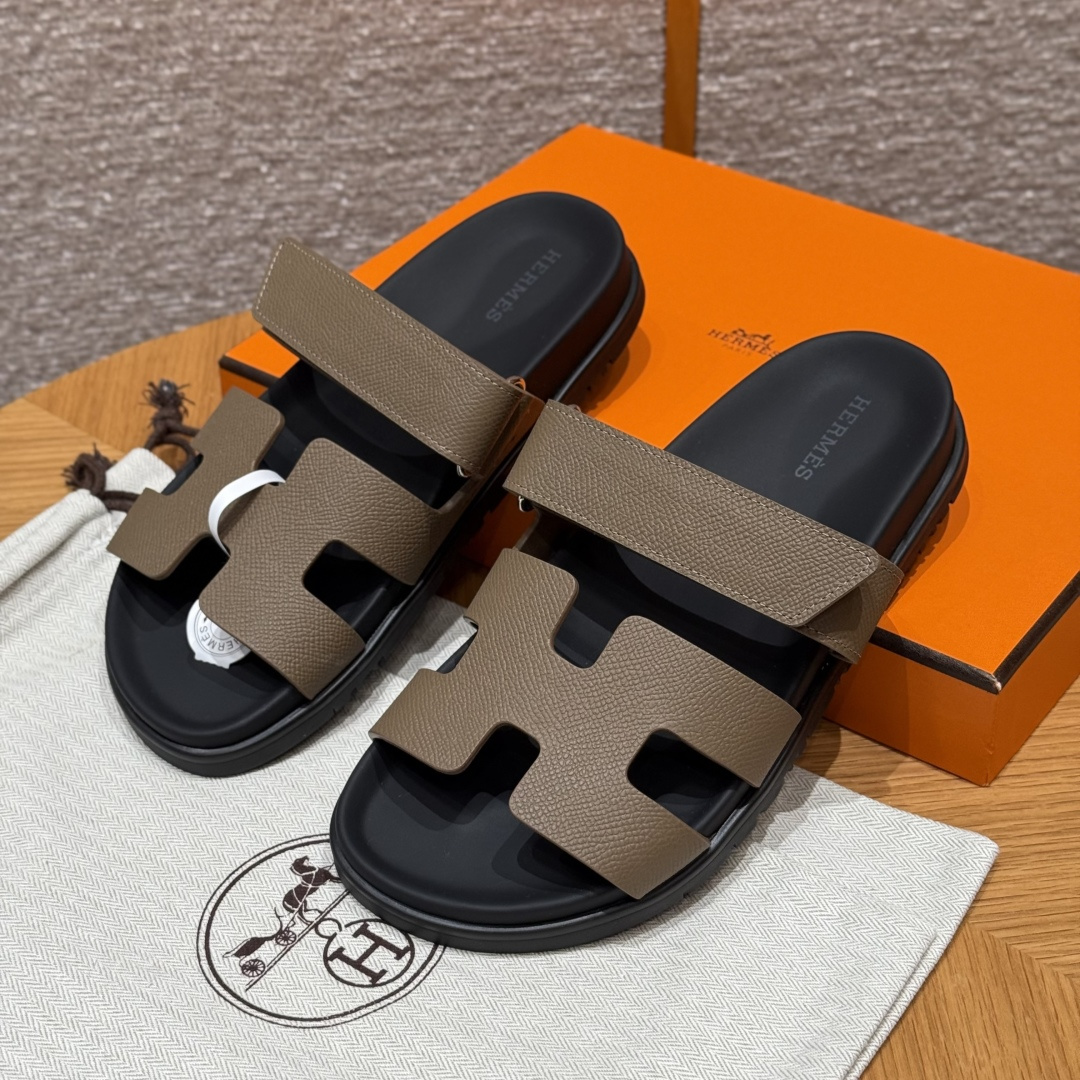 HERMES Chyper Slippers, teenslippers, dames, lente/herfst, modieus en klassiek