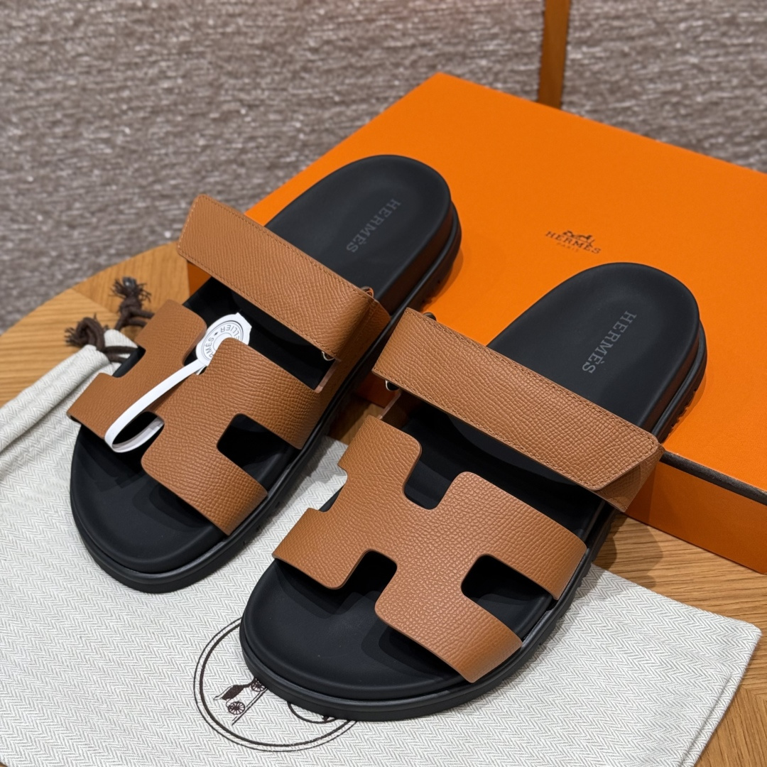 HERMES Chyper Slippers, teenslippers, dames, lente/herfst, modieus en klassiek