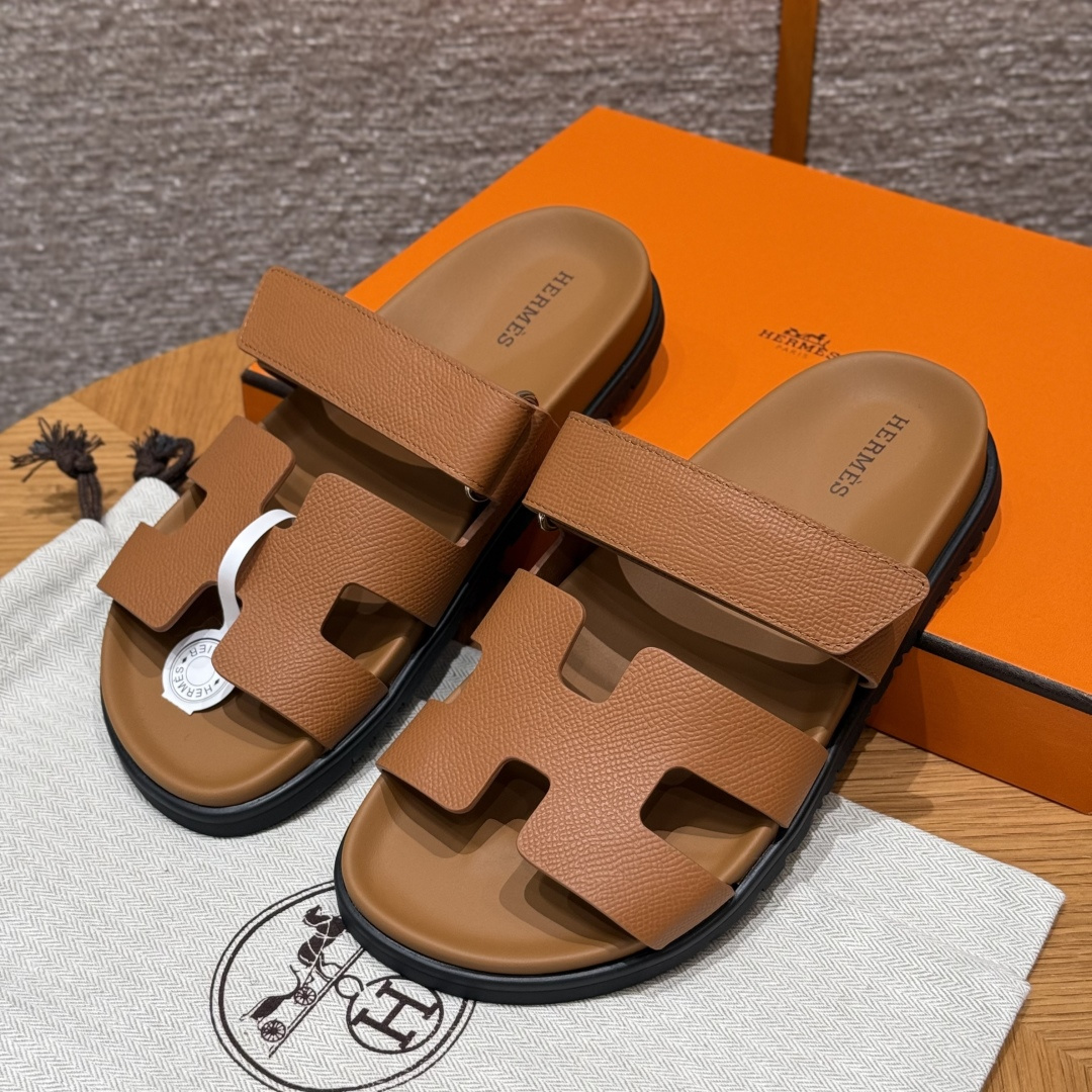 HERMES Chyper Slippers, teenslippers, dames, lente/herfst, modieus en klassiek