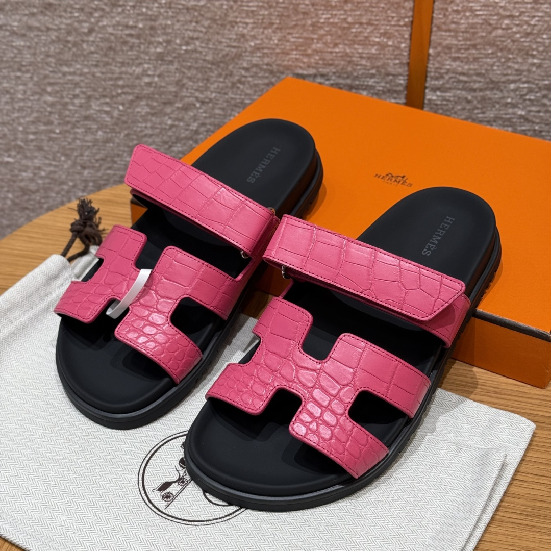 HERMES 🐊 Chypre サンダル レディース トングサンダル 春秋用 ファッション定番 クロコダイルレザー 希少レザー