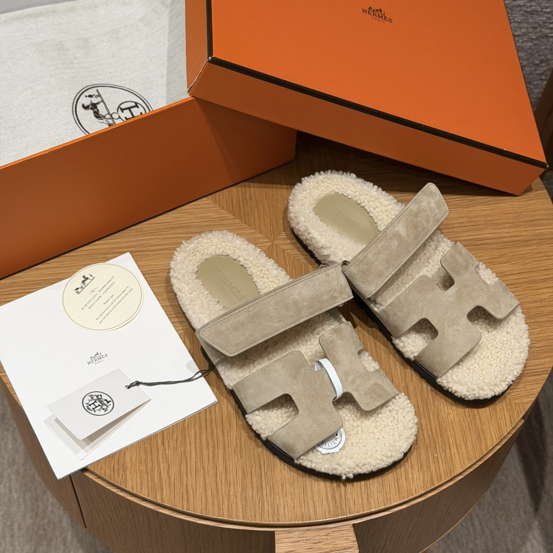 HERMES Chyper サンダル レディース ビーチサンダル 春秋用 ファッション 定番