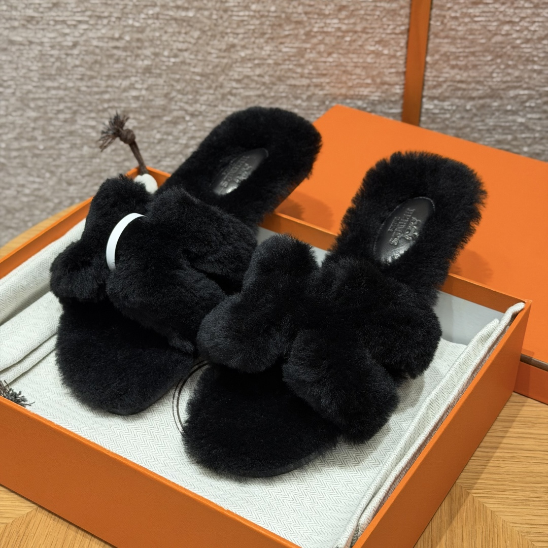 HERMES Oran サンダル ムートン ワンストラップサンダル レディース 春秋用 ファッションクラシック