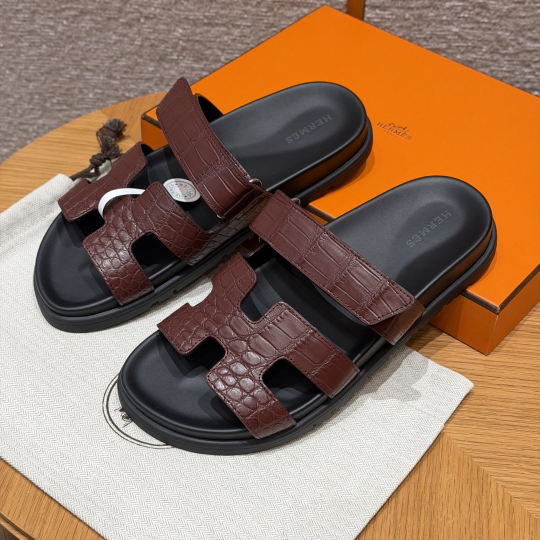 HERMES 🐊 Chypre サンダル レディース トングサンダル 春秋用 ファッション定番 クロコダイルレザー 希少レザー
