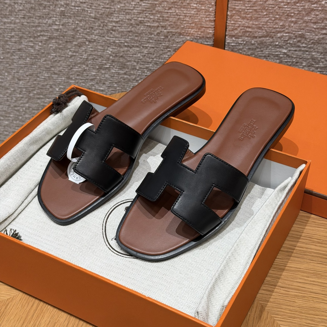 에르메스 오란 블랙 슬리퍼 레플리카 8443