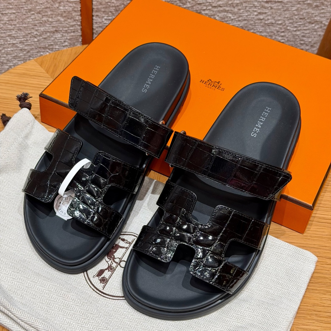 HERMES 🐊 Chypre サンダル レディース トングサンダル 春秋用 ファッション定番 クロコダイルレザー 希少レザー