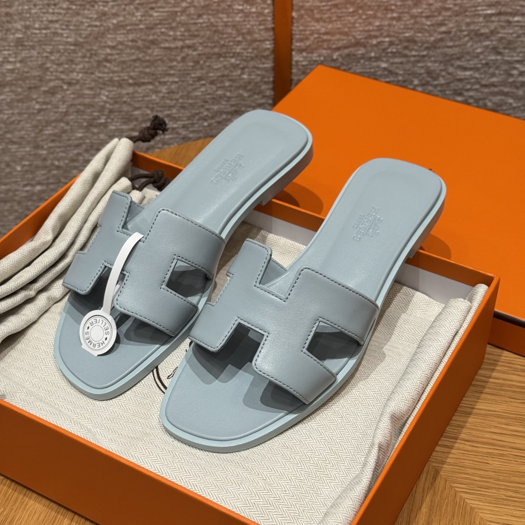 Hermès Oran swift (Glacier Blue)