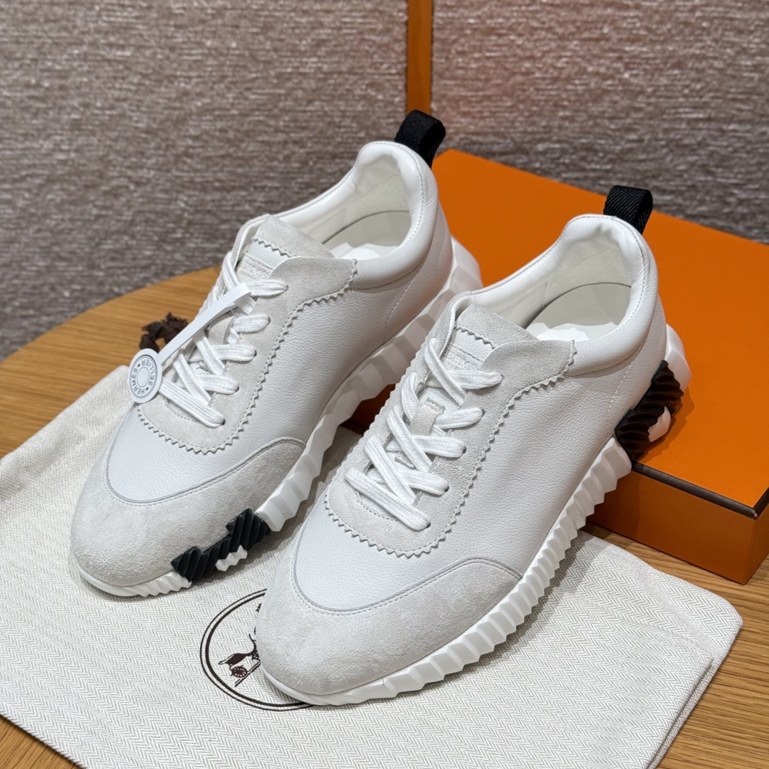 Hermes Bouncing klassiek model volledig vernieuwd dames  klein kalfsleer en suède geitenleer sportschoenen