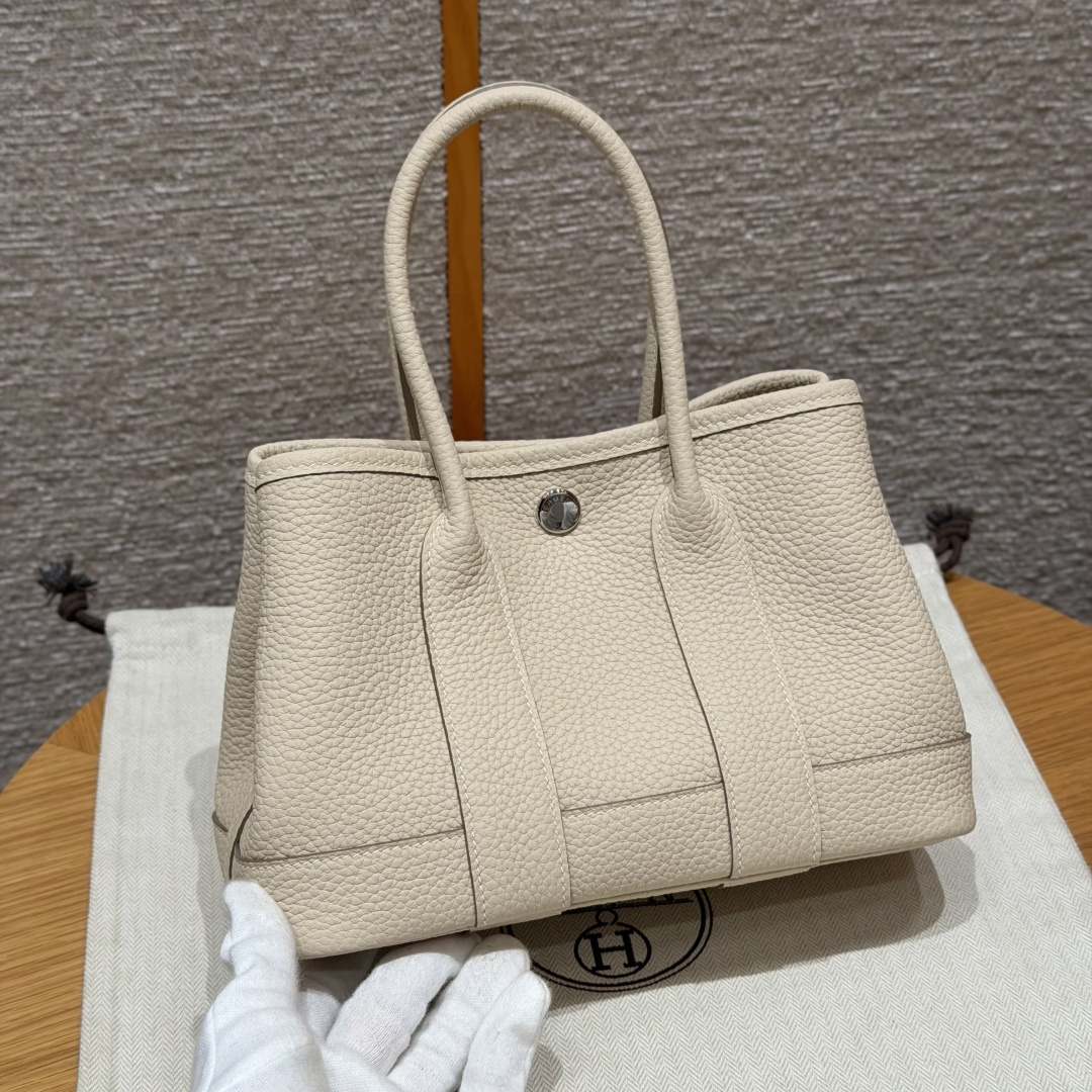 Garden Bag 23cm Milkshake White Calfskin Silver Hardware Handbag
