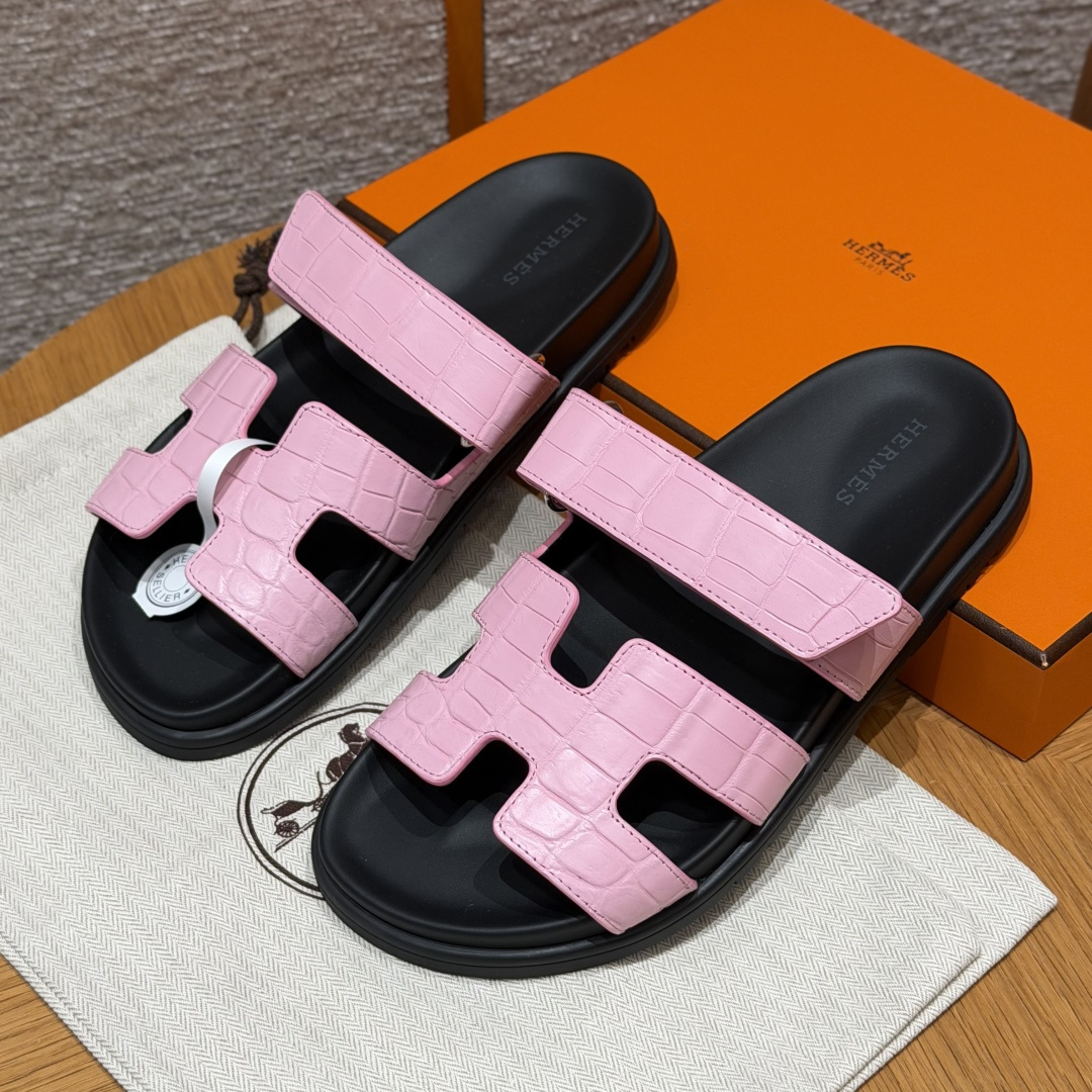HERMES 🐊 Chypre サンダル レディース トングサンダル 春秋用 ファッション定番 クロコダイルレザー 希少レザー