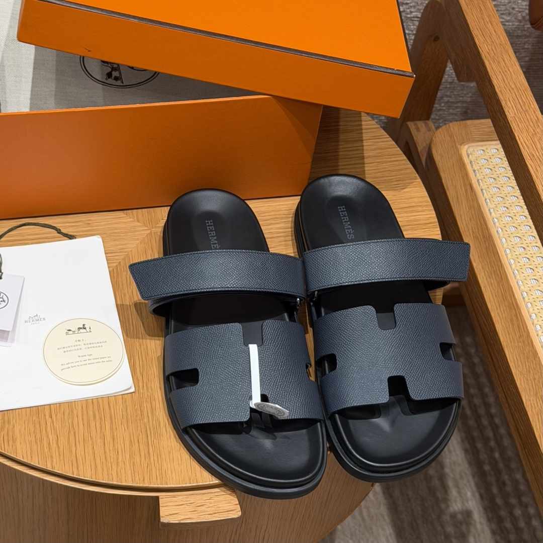 HERMES Chyper サンダル ビーチサンダル メンズ 春秋用 ファッション クラシック