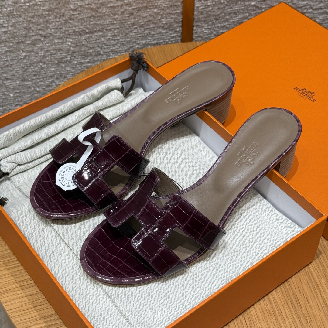 HERMES Crocodile Oasis Epsom Sandales Sandales à une bride Femme Printemps-Automne Mode Classique Peau de Crocodile Cuir Rare