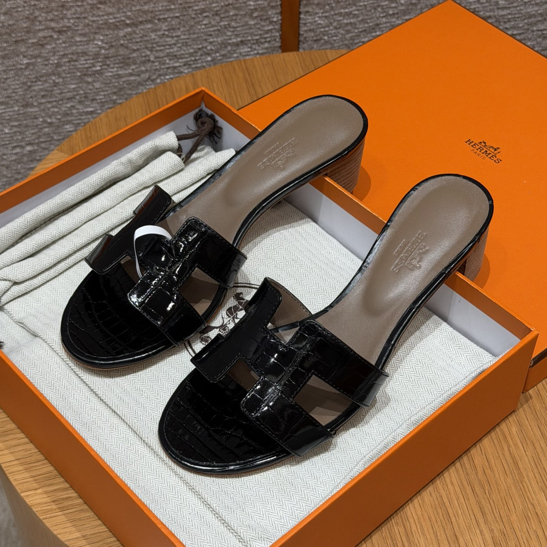 HERMES 악어가죽 Oasis Epsom 슬리퍼 원스트랩 슬리퍼 여성용 봄가을용 패션 클래식 악어가죽 희귀가죽