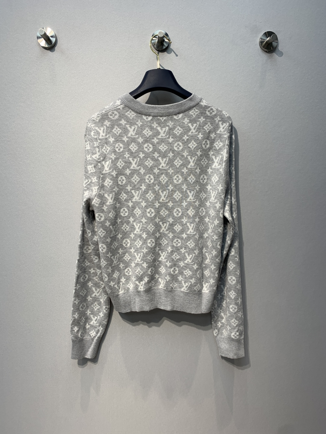 louis vuitton grey monogram jacquard pullover