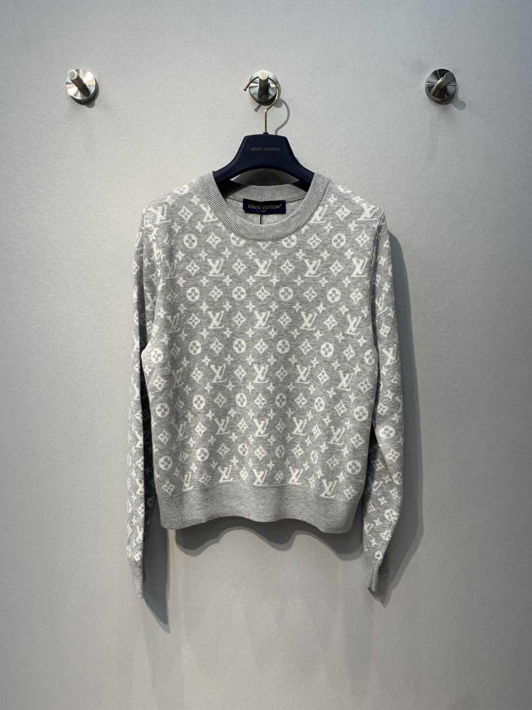 louis vuitton grey monogram jacquard pullover