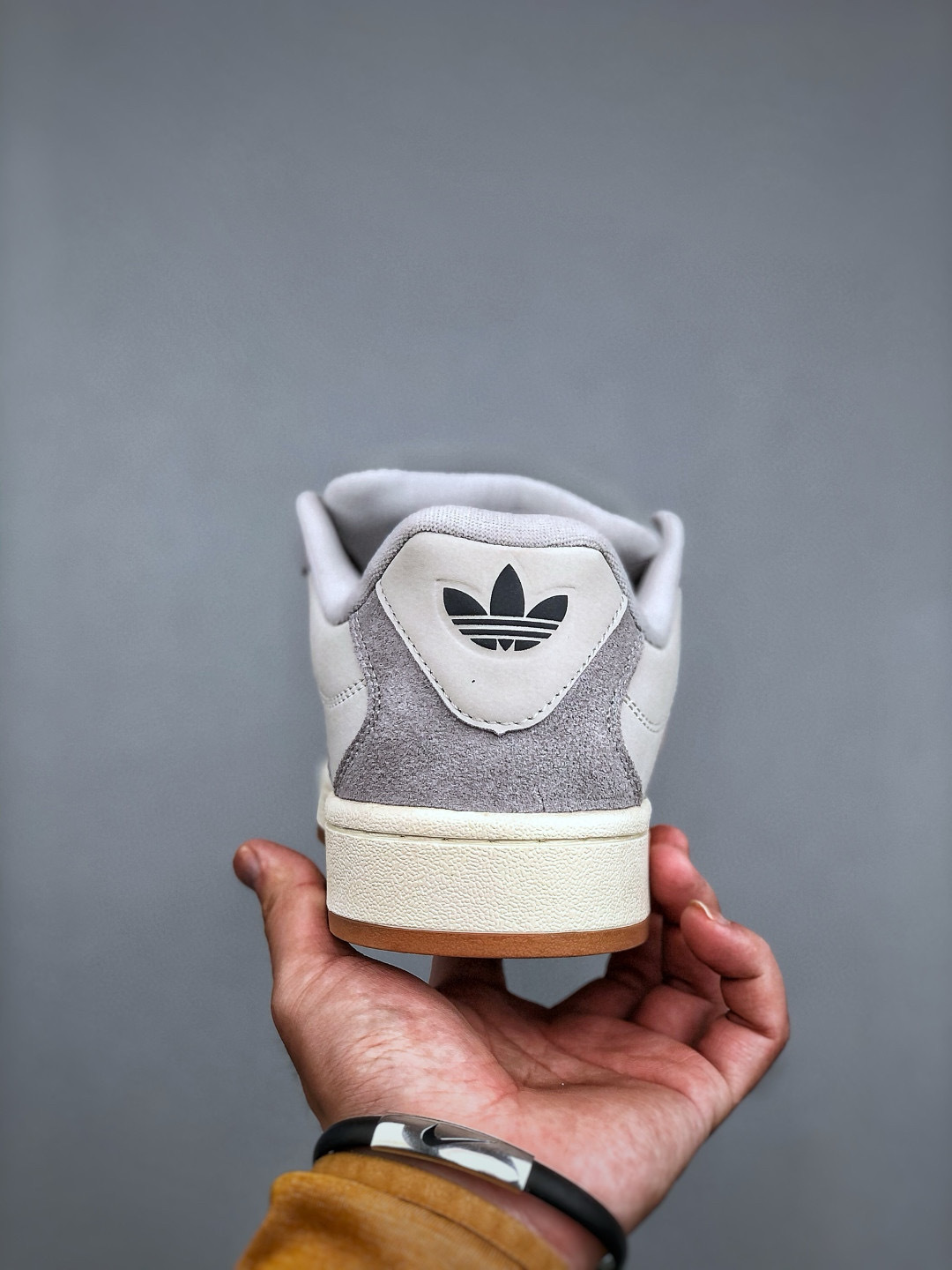 Adidas Originals Campus 00s Low Top Sneakers - Retro Style, Cushioning 7 cmp i1745952677785 6385 0 5