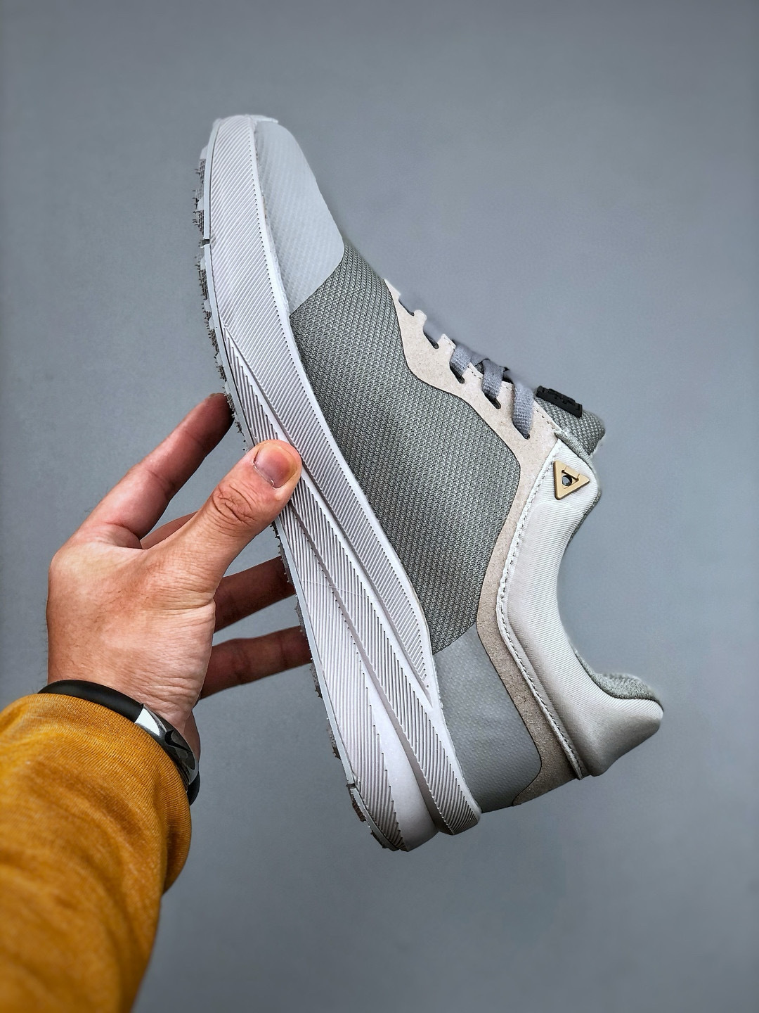 Descente Aerios FL GTX Lightweight Trail Running and Hiking Shoes 3 cmp i1745952730389 1683 0 1