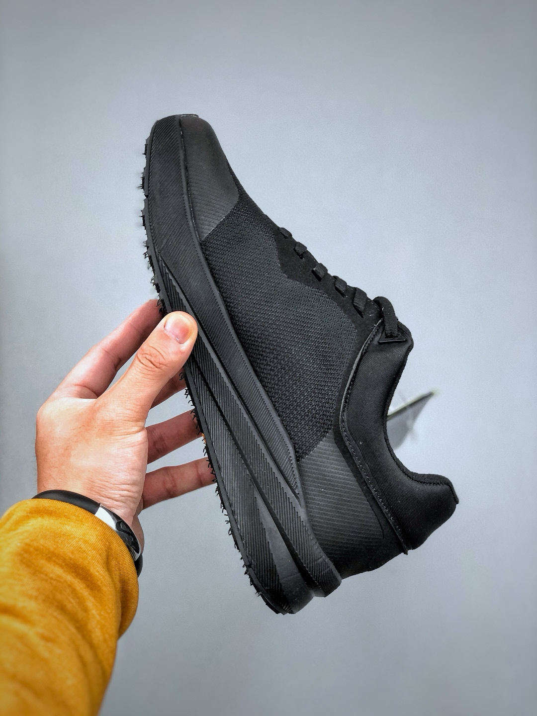 Descente Aerios FL GTX Lightweight Trail Running and Hiking Shoes 9 cmp i1745952730397 9368 0 7