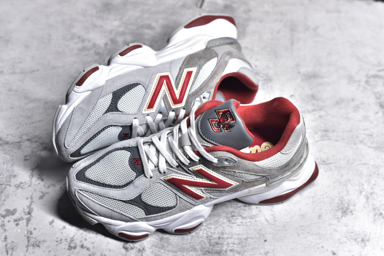 图片[7]-#Joe Freshgoods x New Balance NB9060 联名款 复古休闲运动慢跑鞋 鞋款灵感源自设计师本人对夏日的怀日回忆。鞋面大身由空间双格及磨砂鞋面拼接而生，配以柔和、温暖的粉橘色调，夏日氛围拉满#采用大面积网眼以及麂皮材质覆盖鞋身，还原经典气质。搭载ABZORB避震科技，由泡沫聚酯制成，上脚可以有效减少由鞋底反弹对身体及双腿的冲击力 货号： U9060EGL 尺码：36 37 37.5 38 38.5 39.5 40 40.5 41.5 42 42.5 43 44 44.5 45 46.5-选品中心