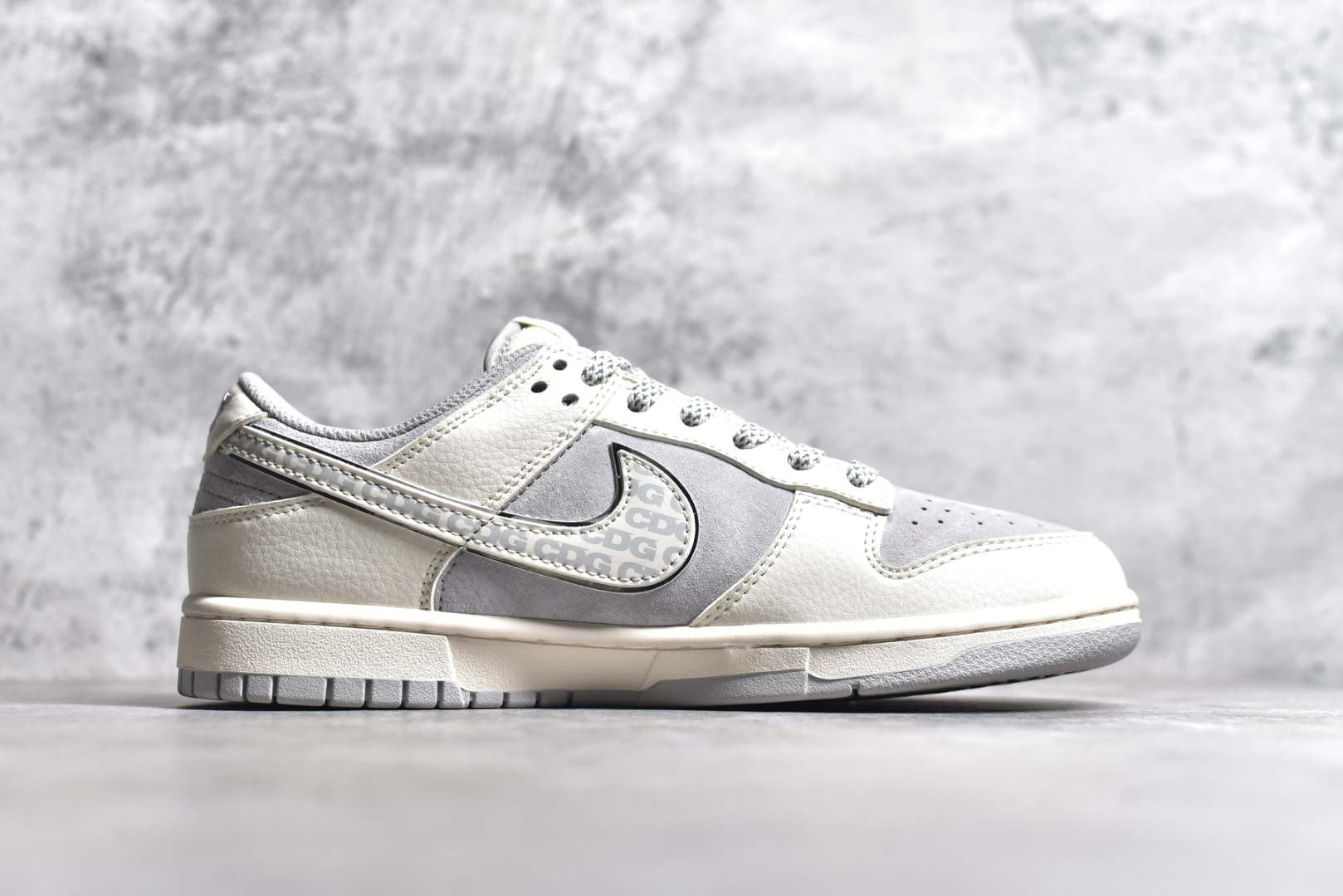 图片[3]-#NK SB Dunk Low 北面联名-米白北极狐 周年高端定制 低帮休闲板鞋 BB7518-005  #定制鞋盒 大厂纯原品质出货 超高清洁度 皮料切割干净无任何毛边 细节完美   尺码：36 36.5 37.5 38 38.5 39 40 40.5 41 42 42.5 43 44 44.5 45 9.E5-选品中心