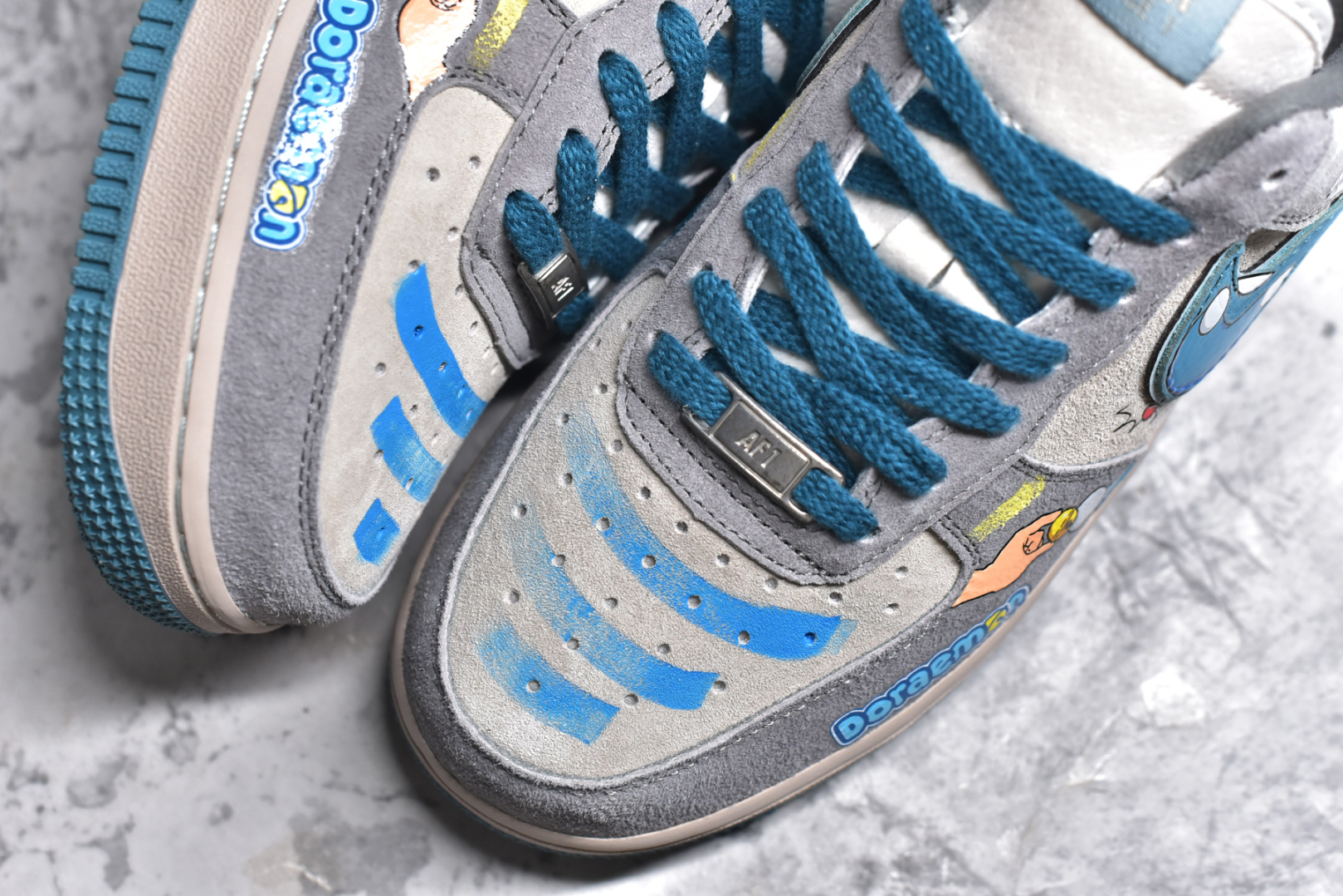 图片[8]-#NK Air Force 1\’07 Low \”Time Machine\” 时光机 空军一号低帮休闲运动板鞋 ZB2112-666 #在哆啦 A 梦那神奇的四次元口袋里，时光机无疑是最令人心驰神往的宝物之一。它静静地停放在那里，蓝白相间的机身散发着神秘的气息，仿佛在诉说着无数关于过去、现在与未来的故事 尺码：36 36.5 37.5 38 38.5 39 40 40.5 41 42 42.5 43 44 44.5 45-选品中心