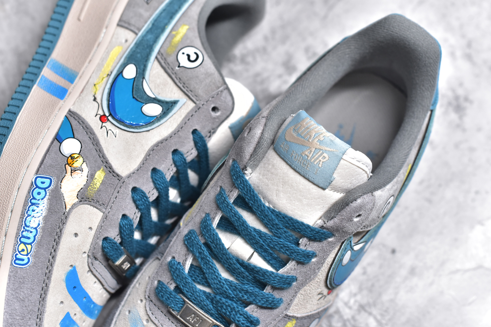 图片[9]-#NK Air Force 1\’07 Low \”Time Machine\” 时光机 空军一号低帮休闲运动板鞋 ZB2112-666 #在哆啦 A 梦那神奇的四次元口袋里，时光机无疑是最令人心驰神往的宝物之一。它静静地停放在那里，蓝白相间的机身散发着神秘的气息，仿佛在诉说着无数关于过去、现在与未来的故事 尺码：36 36.5 37.5 38 38.5 39 40 40.5 41 42 42.5 43 44 44.5 45-选品中心
