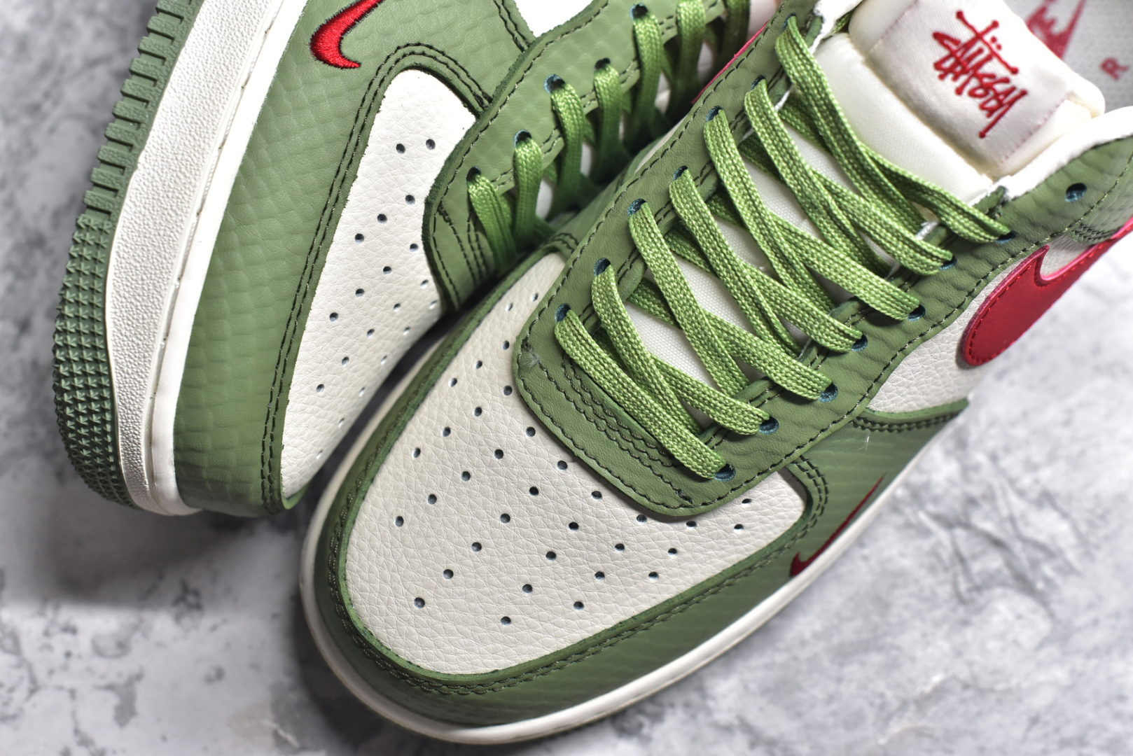 图片[8]-#NK Air Force 1\’07 Low 斯图西联名-青蛇 空军一号低帮休闲板鞋 KK1988-028 #原楦头原纸板 原装鞋盒 定制五金配件 内置全掌气垫 原厂鞋底 尺码：36 36.5 37.5 38 38.5 39 40 40.5 41 42 42.5 43 44 44.5 45-选品中心