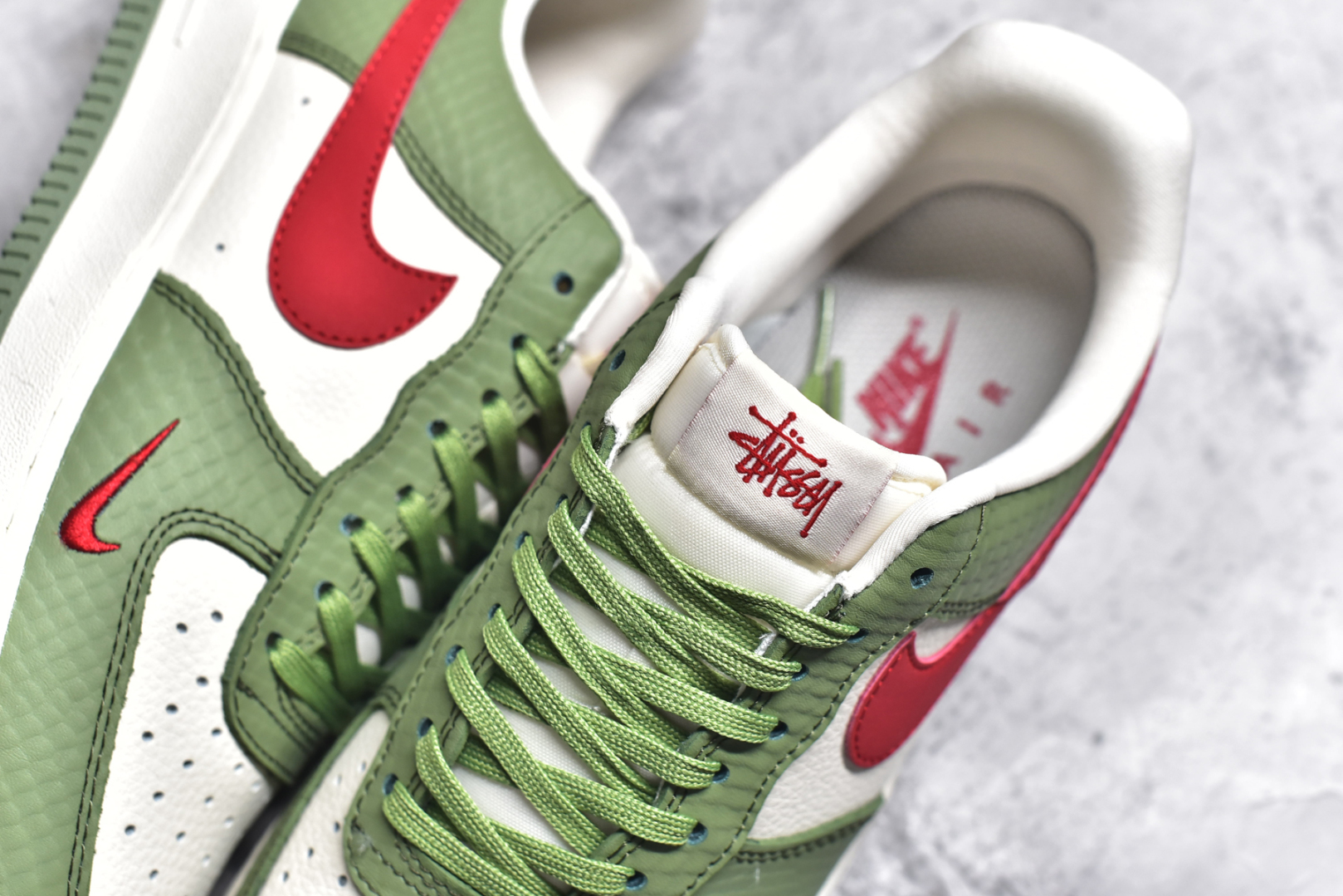 图片[9]-#NK Air Force 1\’07 Low 斯图西联名-青蛇 空军一号低帮休闲板鞋 KK1988-028 #原楦头原纸板 原装鞋盒 定制五金配件 内置全掌气垫 原厂鞋底 尺码：36 36.5 37.5 38 38.5 39 40 40.5 41 42 42.5 43 44 44.5 45-选品中心