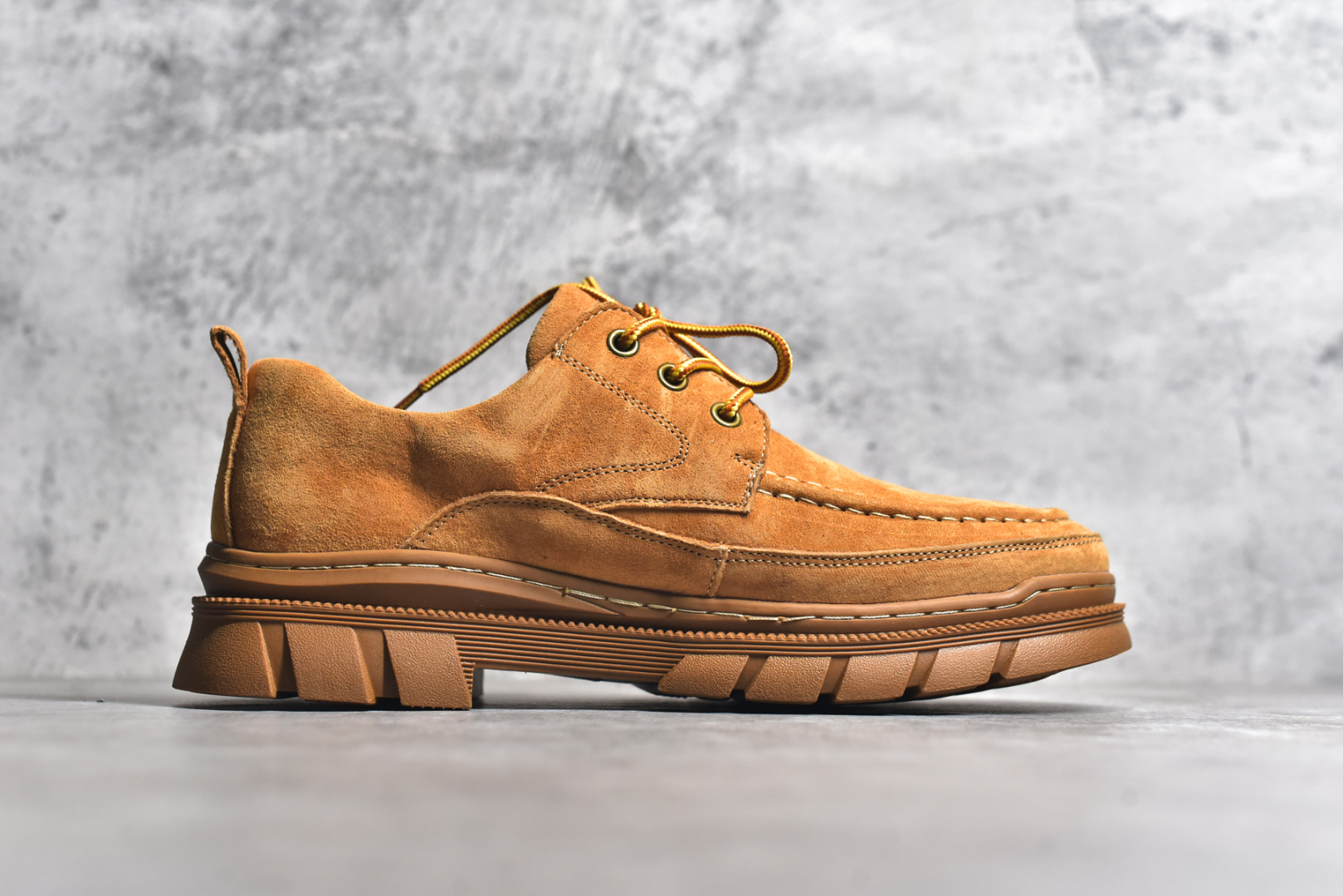 图片[3]-#Timberland 天伯伦/添柏岚经典款 24ss新款低帮 经典再造 全新升级 广东大厂品质 原盒原包装 面料采用意大利🇮🇹顶级磨砂牛皮 搭配防臭防腐真皮乳胶鞋垫 给您完美的穿着体验 质量考究耐穿 型男必备 专治不帅 高品质脚感一流 独家供应 尺码：38 39 40 41 42 43 44 偏大一码-选品中心