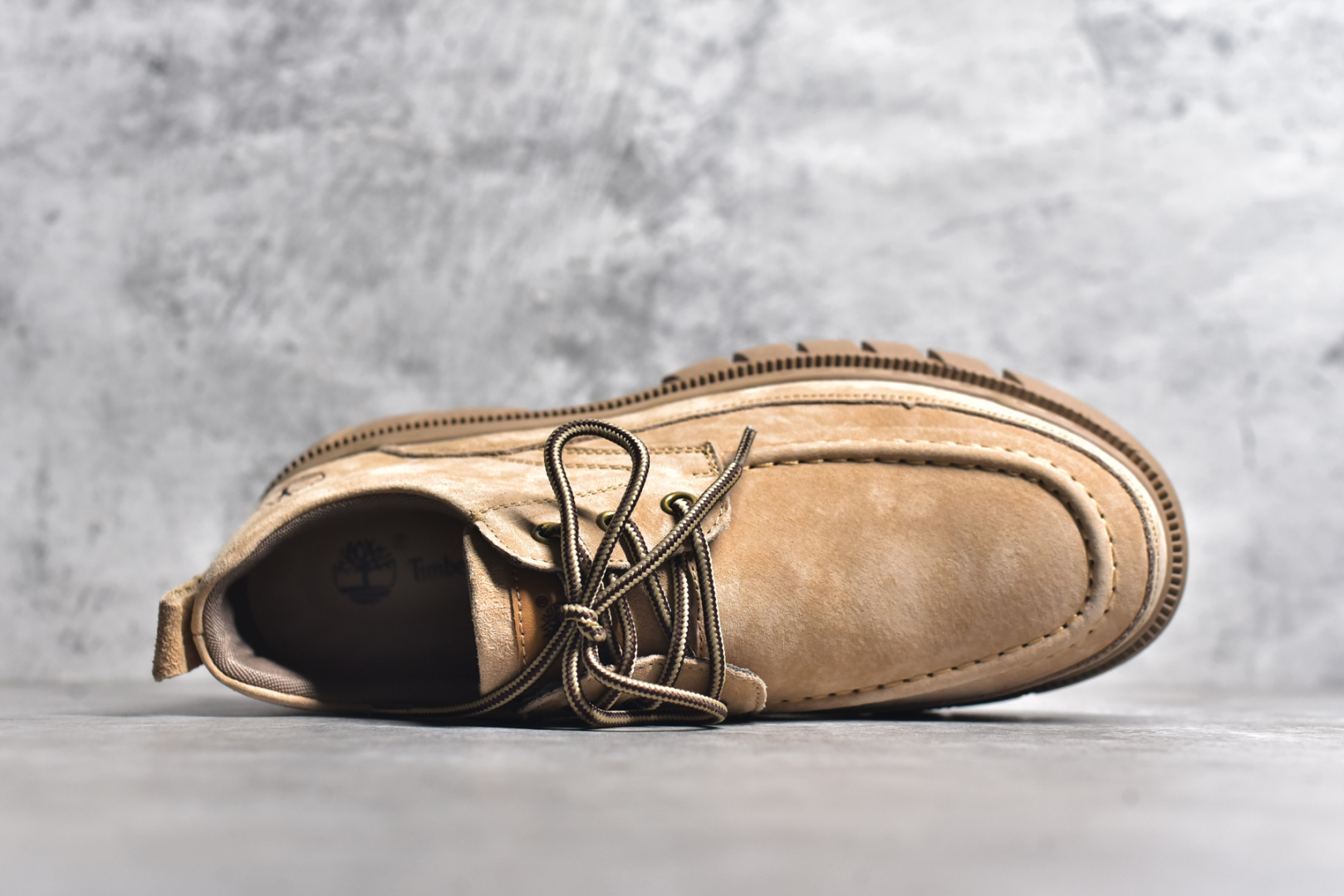 图片[4]-#Timberland 天伯伦/添柏岚经典款 24ss新款低帮 经典再造 全新升级 广东大厂品质 原盒原包装 面料采用意大利🇮🇹顶级磨砂牛皮 搭配防臭防腐真皮乳胶鞋垫 给您完美的穿着体验 质量考究耐穿 型男必备 专治不帅 高品质脚感一流 独家供应 尺码：38 39 40 41 42 43 44 偏大一码-选品中心
