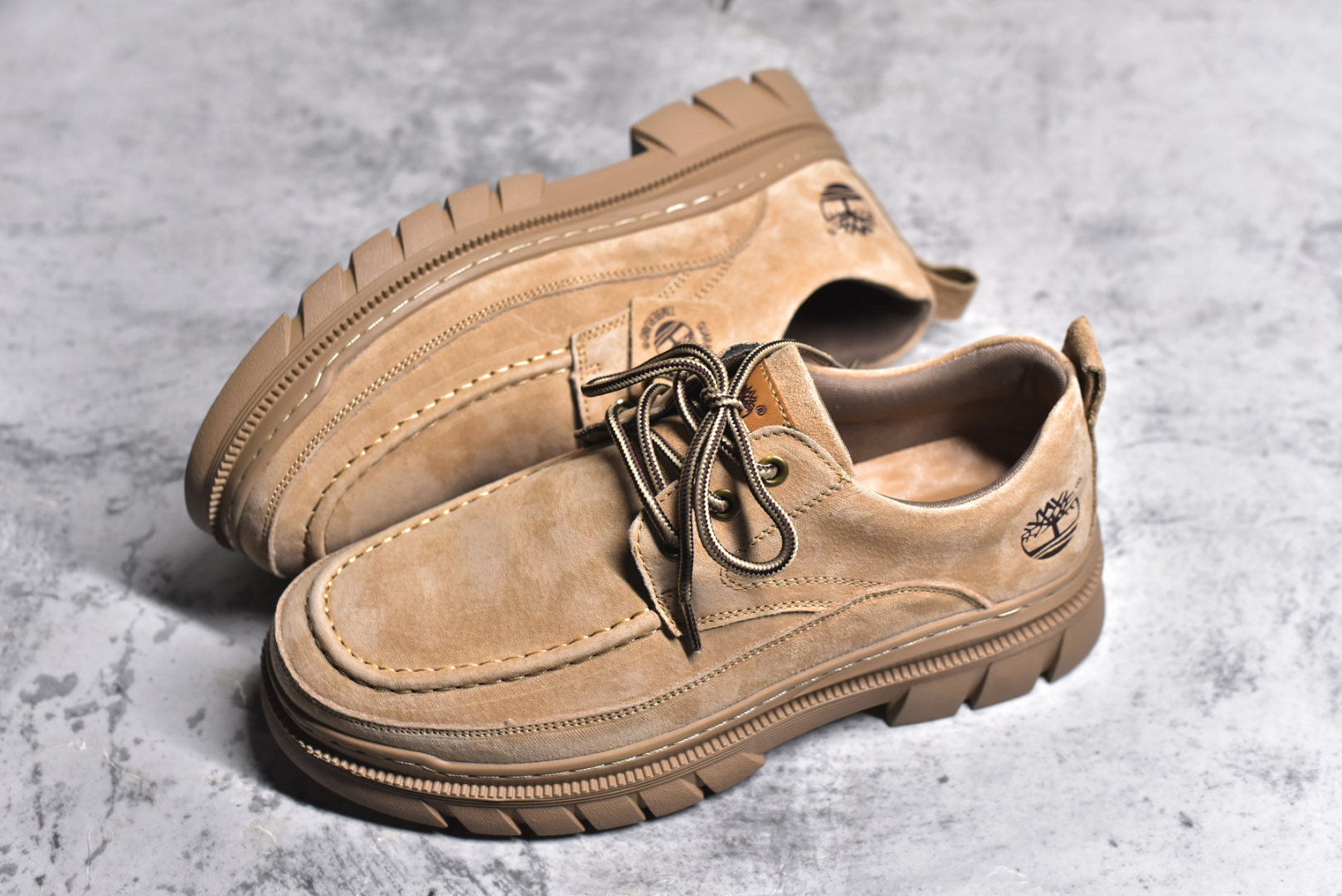 图片[7]-#Timberland 天伯伦/添柏岚经典款 24ss新款低帮 经典再造 全新升级 广东大厂品质 原盒原包装 面料采用意大利🇮🇹顶级磨砂牛皮 搭配防臭防腐真皮乳胶鞋垫 给您完美的穿着体验 质量考究耐穿 型男必备 专治不帅 高品质脚感一流 独家供应 尺码：38 39 40 41 42 43 44 偏大一码-选品中心