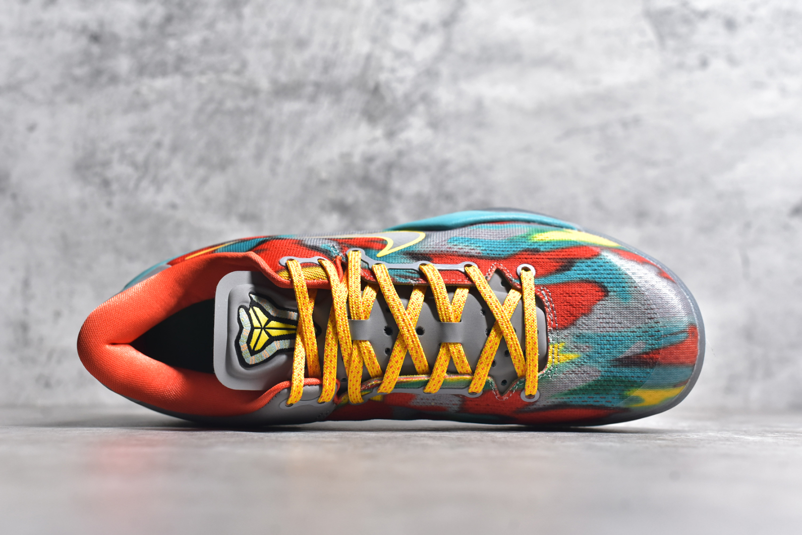 图片[4]-#NK Zoom Kobe 8 Protro 大师之路 威尼斯海滩 FQ3548-001 React科技鞋垫加持 实战配置直接拉满 原楦纸板开发 鞋身流线型、后跟塑形 区分土肥圆 原厂针织鞋面一针一线匹配原版 全身鞋材卡料色独家定制 唯一万针立体刺绣SWOOSH 真实底模最大48.5 实战利器 专供海外市场 尺码：40 40.5 41 42 42.5 43 44 44.5 45 46 47.5 48.5 （脚宽、脚胖 建议买大半码）-选品中心