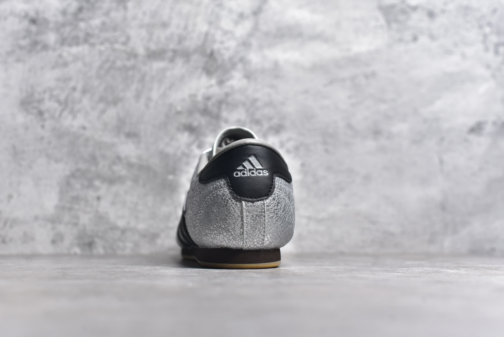 图片[5]-#AD originals Taekwondo Low”Black White“跆拳道系列低帮经典复古薄底休闲运动舒适训练慢跑鞋 尺码： 36 36⅔ 37⅓ 38 38⅔ 39⅓ 40 40⅔ 41⅓ 42 42⅔ 43⅓ 44 45 货号：JH9664-选品中心