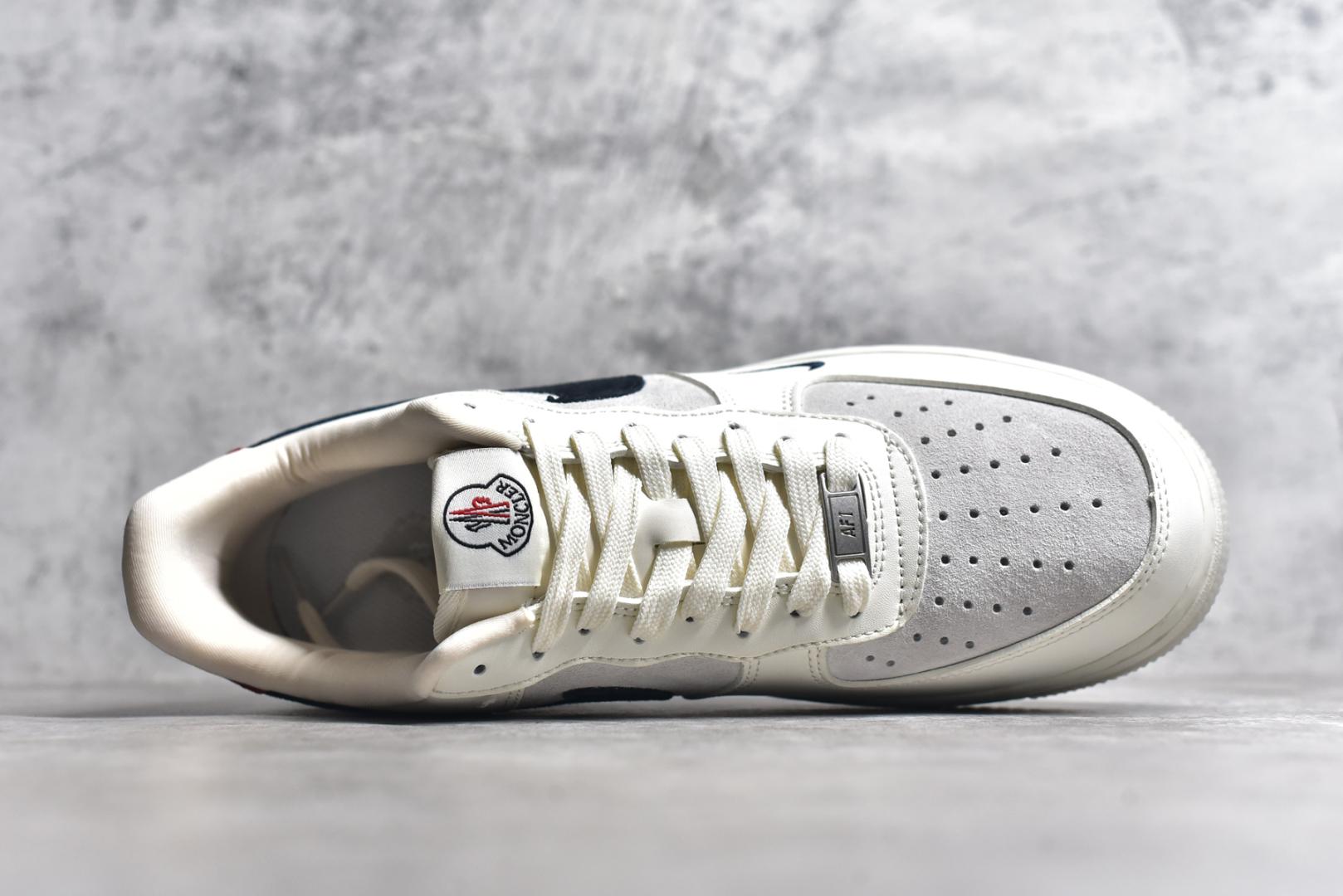 图片[4]-#NK Air Force 1\’07 Low 蒙口联名-米蓝猪八双拼 空军一号低帮休闲板鞋 CH6336-512 #原楦头原纸板 原装鞋盒 定制五金配件 内置全掌气垫 原厂鞋底 尺码：36 36.5 37.5 38 38.5 39 40 40.5 41 42 42.5 43 44 44.5 45-选品中心