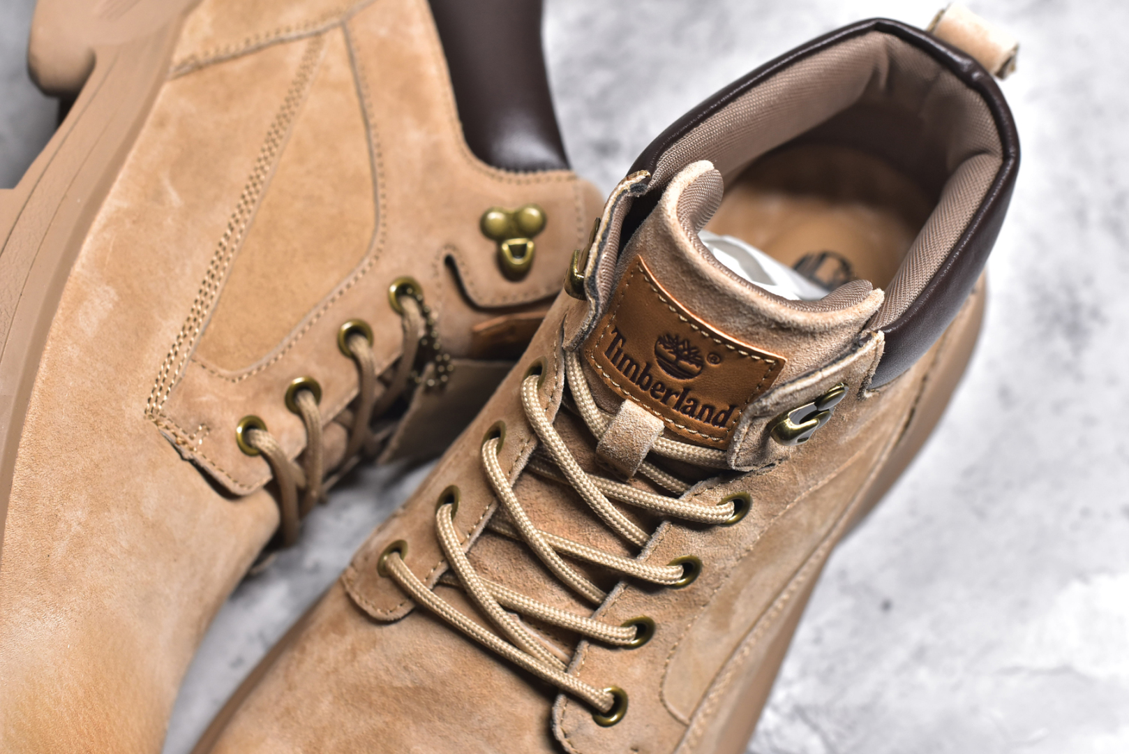 图片[9]-#Timberland添柏岚/天伯伦户外中帮休闲大黄靴系列 广东大厂品质 原盒原包装 面料采用意大利🇮🇹顶级磨砂细纹牛皮 搭配防臭防腐真皮乳胶鞋垫 给您完美的穿着体验 质量考究耐穿 型男必备 专治不帅 高品质脚感一流 尺码：39 40 41 42 43 44（皮鞋码）-选品中心