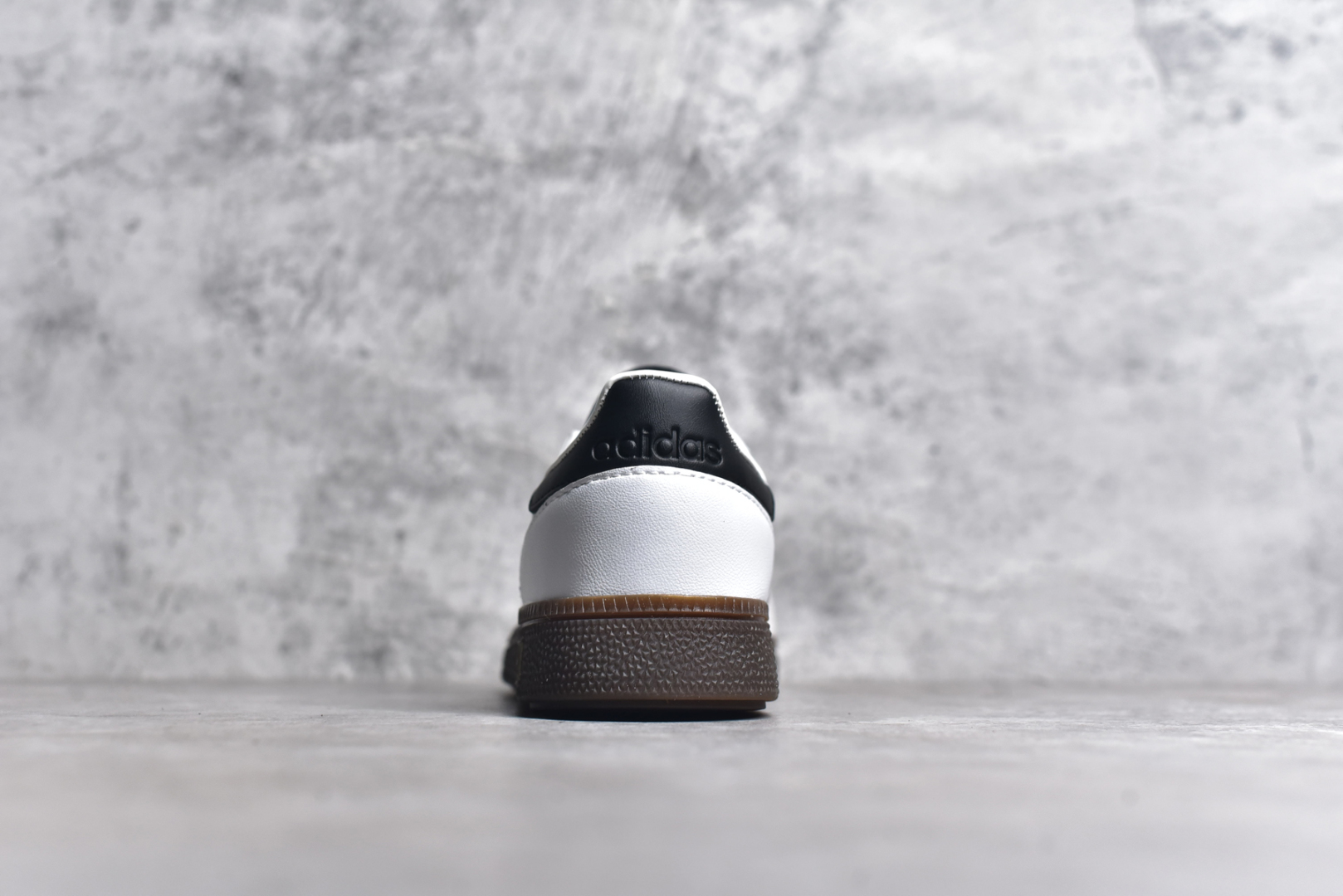 图片[5]-#AD Originals Handball Spezial 白色 低帮休闲板鞋 货号：IE3403 全新高端零售平台专供品质出货 全鞋身采用头层牛皮 包括鞋舌也是头层皮 私模大底 非市面公底 尺码：36 36.5 37 38 38.5 39 40 40.5 41 42 42.5 43 44 44.5 45-选品中心