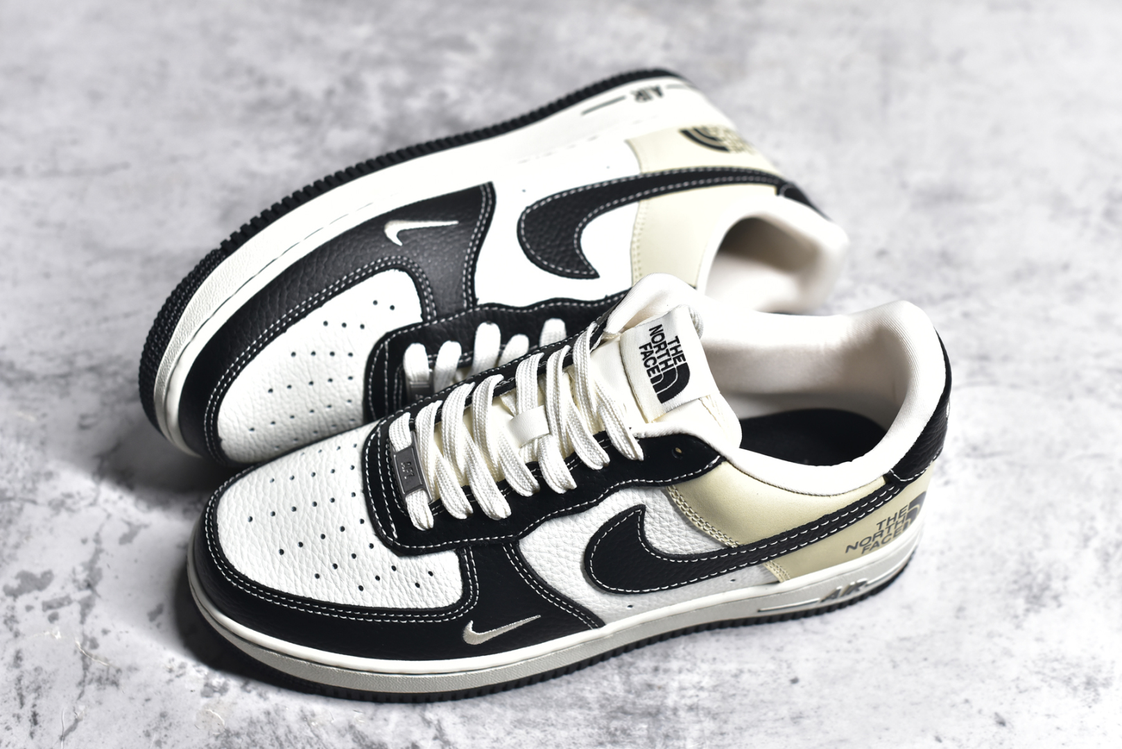 图片[7]-#NK Air Force 1\’07 Low 北面联名-荔纹黑 空军一号 低帮休闲板鞋 CH6336-513 #原楦头原纸板 原装鞋盒 定制五金配件 内置全掌气垫 原厂鞋底 尺码：36 36.5 37.5 38 38.5 39 40 40.5 41 42 42.5 43 44 44.5 45-选品中心