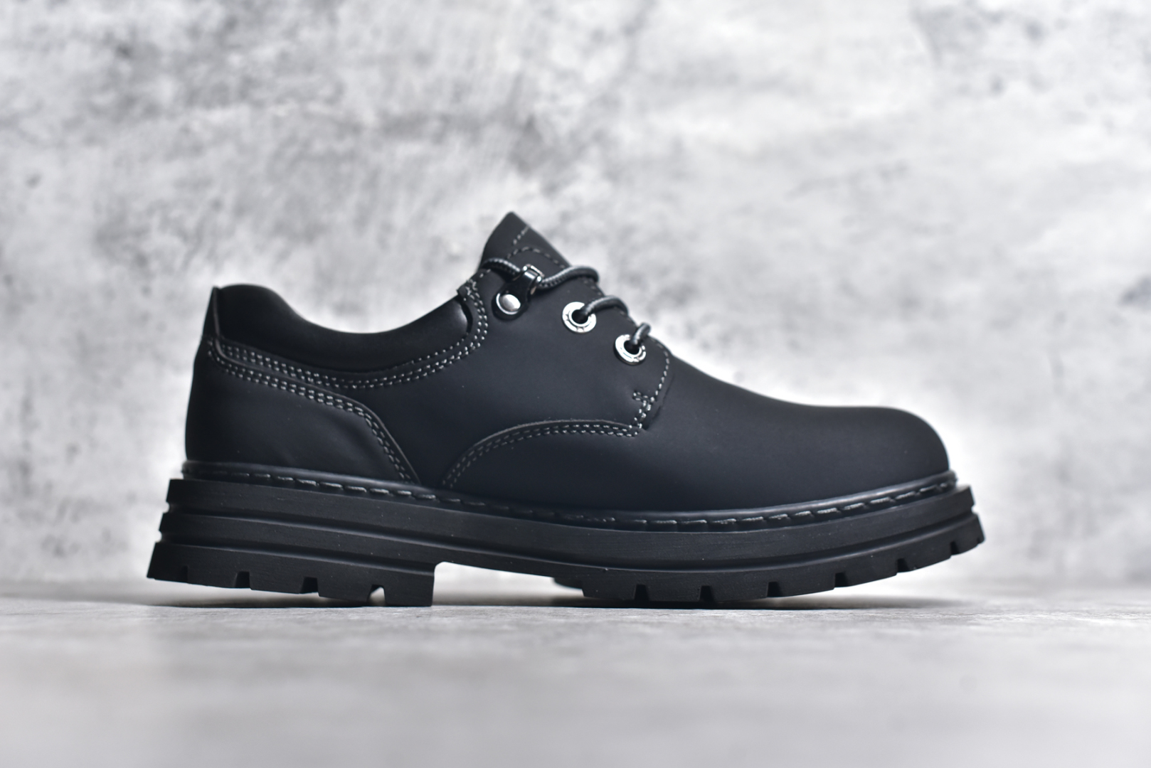图片[3]-#Timberland 天伯伦/添柏岚经典款 23ss新款低帮 经典再造 全新升级 广东大厂品质 原盒原包装 面料采用意大利🇮🇹顶级磨砂牛皮 搭配防臭防腐真皮乳胶鞋垫 给您完美的穿着体验 质量考究耐穿 型男必备 专治不帅 高品质脚感一流 独家供应 尺码：39 40 41 42 43 44 偏大一码-选品中心