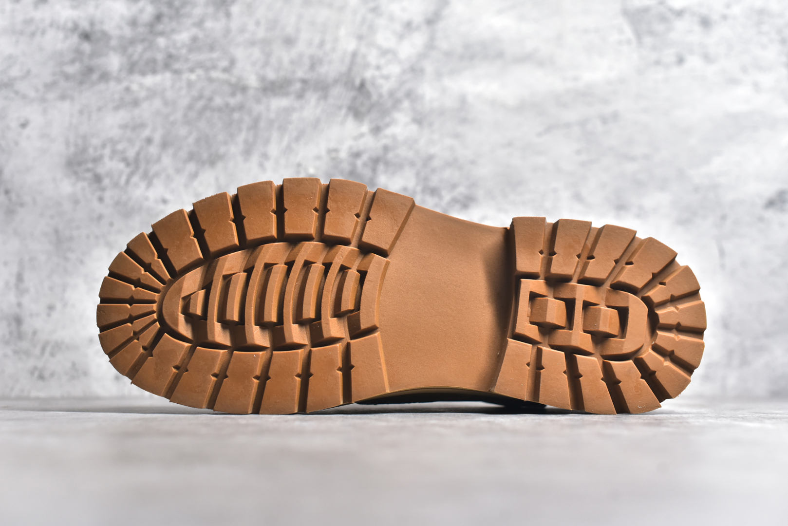 图片[6]-#Timberland 天伯伦/添柏岚经典款 23ss新款低帮 经典再造 全新升级 广东大厂品质 原盒原包装 面料采用意大利🇮🇹顶级磨砂牛皮 搭配防臭防腐真皮乳胶鞋垫 给您完美的穿着体验 质量考究耐穿 型男必备 专治不帅 高品质脚感一流 独家供应 尺码：39 40 41 42 43 44 偏大一码-选品中心