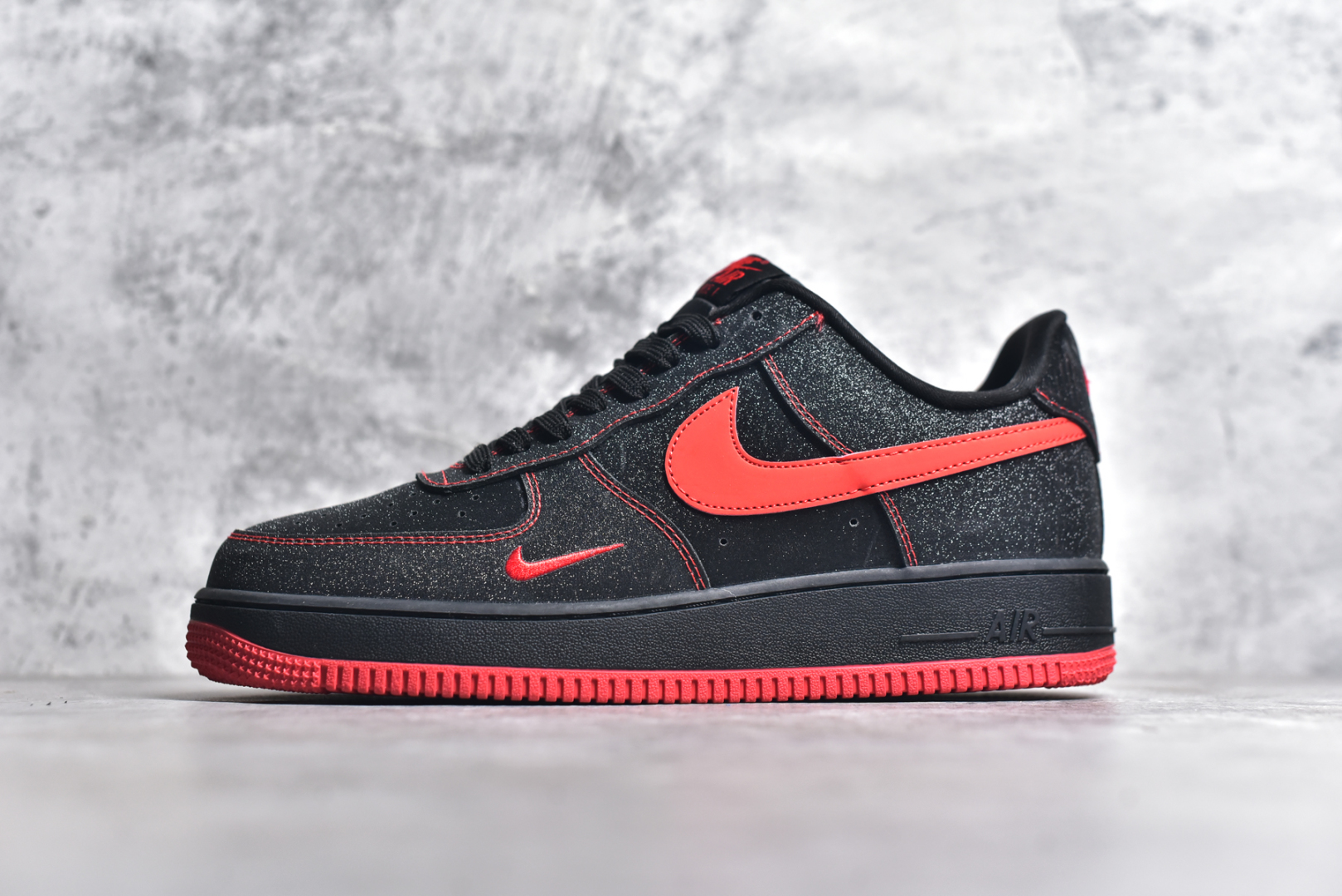 #NK Air Force 1\’07 Low 心动橙 空军一号 低帮休闲板鞋 DF0188-015 #原楦头原纸板 原装鞋盒 定制五金配件 内置全掌气垫 原厂鞋底 尺码：36 36.5 37.5 38 38.5 39 40 40.5 41 42 42.5 43 44 44.5 45-选品中心