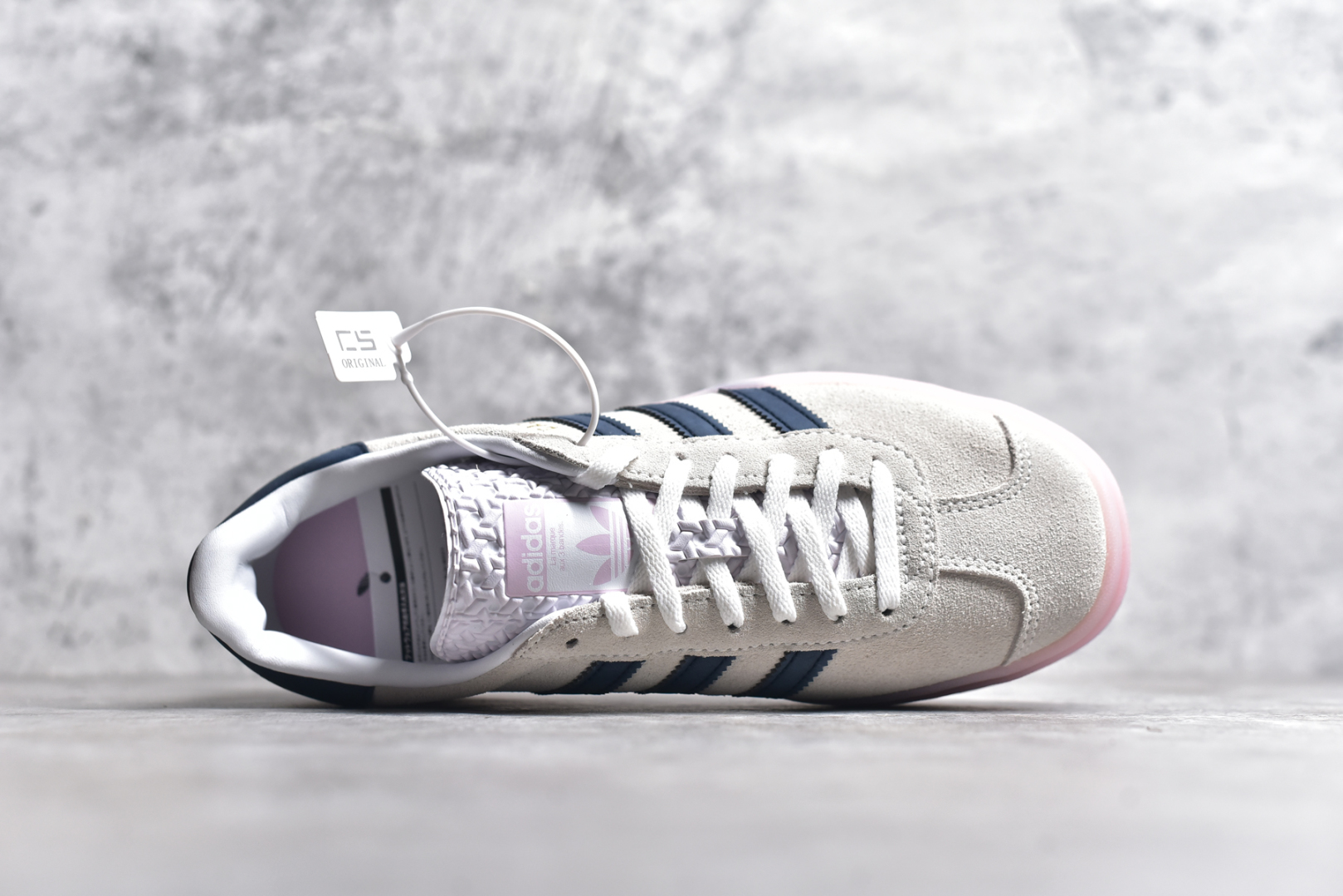 图片[4]-#AD Originals Gazelle Bold W 三叶草厚底休闲防滑耐磨低帮板鞋 鞋头出色设计 塑就出众贴合感稳固的后跟贴合足部曲线设计软弹舒适 不易磨脚橡胶鞋底配合防滑纹路设计 平稳抓地 货号：IE6508 尺码：35.5-40-选品中心