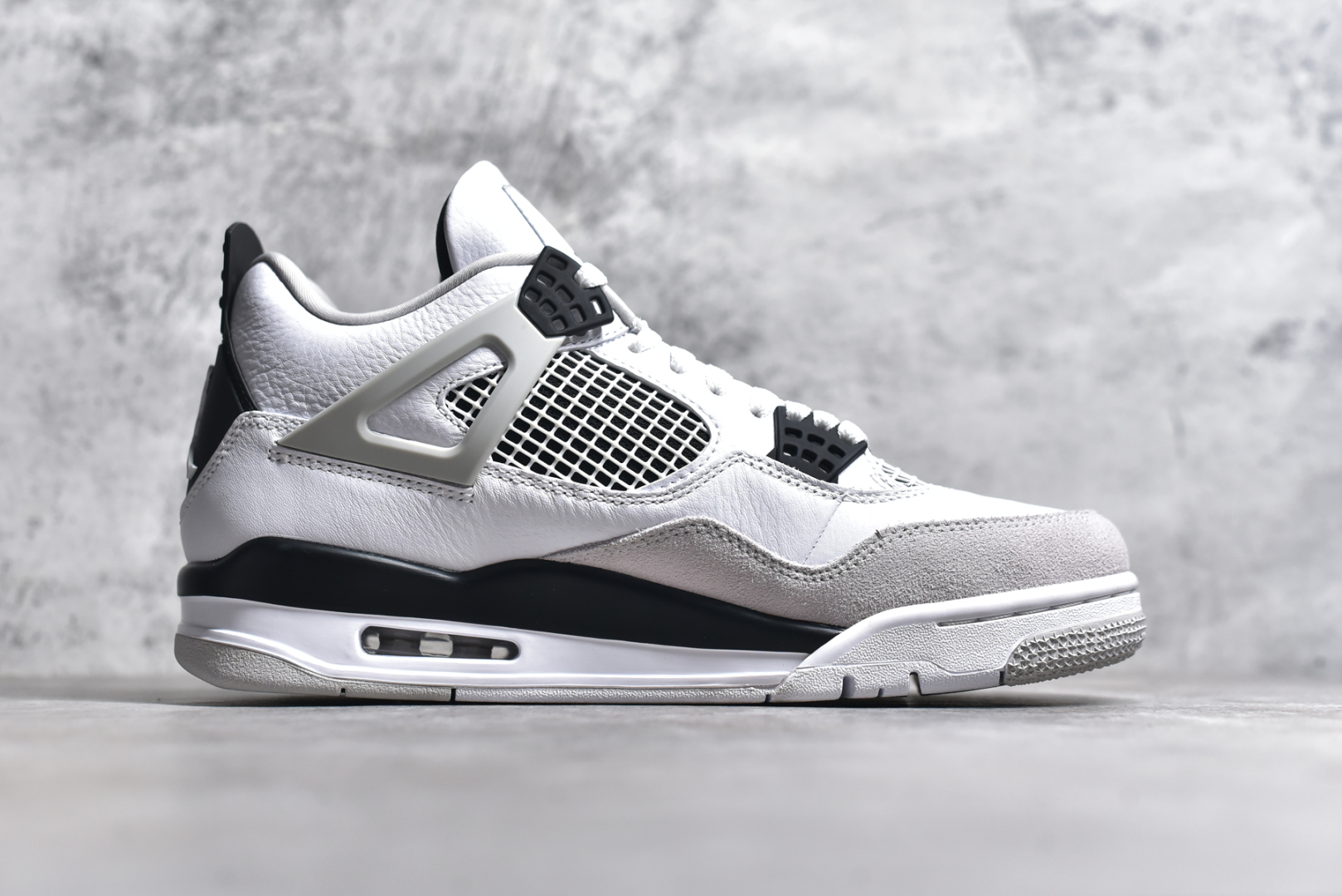 图片[3]-#NK Air Jordan 4 Retro代中帮复古休闲运动文化篮球鞋 采用原厂纳帕头层皮组合固色翻毛皮鞋面材质#TPU超Q弹网格材质#还原ZP细节#原厂流水成型工艺及拉帮注胶效果#全新底模,完美品相清洁度及喷漆效果❗货号：DH6927-111 尺码：40.5 41 42 42.5 43 44 44.5 45 46-选品中心