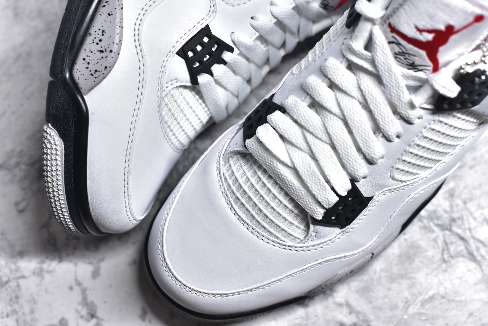 图片[8]-#NK Air Jordan 4 Retro代中帮复古休闲运动文化篮球鞋 采用原厂纳帕头层皮组合固色翻毛皮鞋面材质#TPU超Q弹网格材质#还原ZP细节#原厂流水成型工艺及拉帮注胶效果#全新底模,完美品相清洁度及喷漆效果❗货号：84060 192 尺码：40.5 41 42 42.5 43 44 44.5 45 46-选品中心