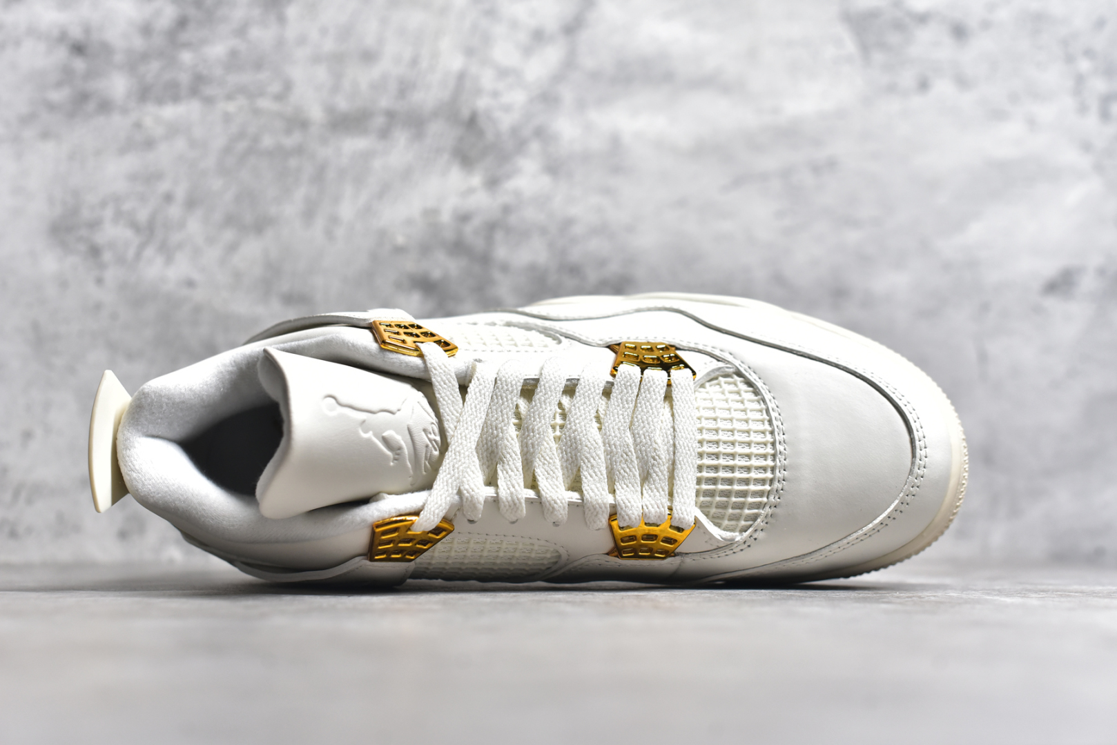 图片[4]-#NK Air Jordan 4 Retro代中帮复古休闲运动文化篮球鞋 采用原厂纳帕头层皮组合固色翻毛皮鞋面材质#TPU超Q弹网格材质#还原ZP细节#原厂流水成型工艺及拉帮注胶效果#全新底模,完美品相清洁度及喷漆效果❗货号：AQ9129 170 尺码：40.5 41 42 42.5 43 44 44.5 45 46-选品中心