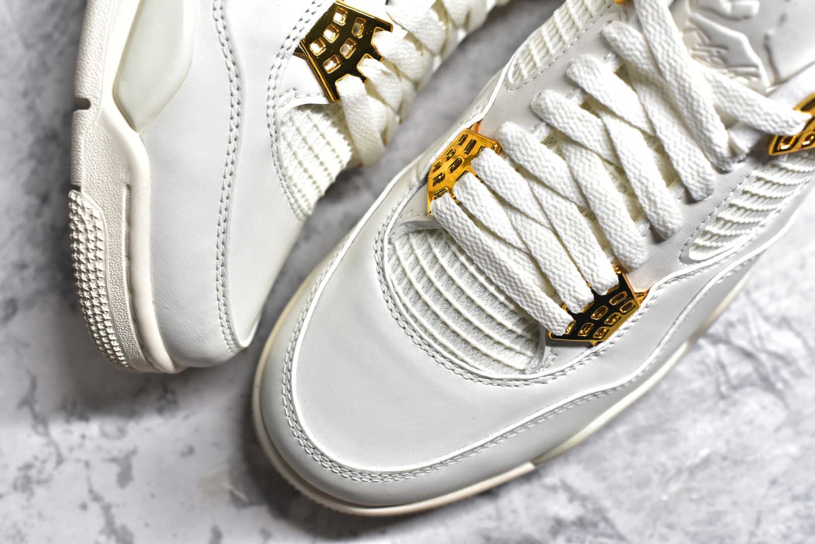 图片[8]-#NK Air Jordan 4 Retro代中帮复古休闲运动文化篮球鞋 采用原厂纳帕头层皮组合固色翻毛皮鞋面材质#TPU超Q弹网格材质#还原ZP细节#原厂流水成型工艺及拉帮注胶效果#全新底模,完美品相清洁度及喷漆效果❗货号：AQ9129 170 尺码：40.5 41 42 42.5 43 44 44.5 45 46-选品中心